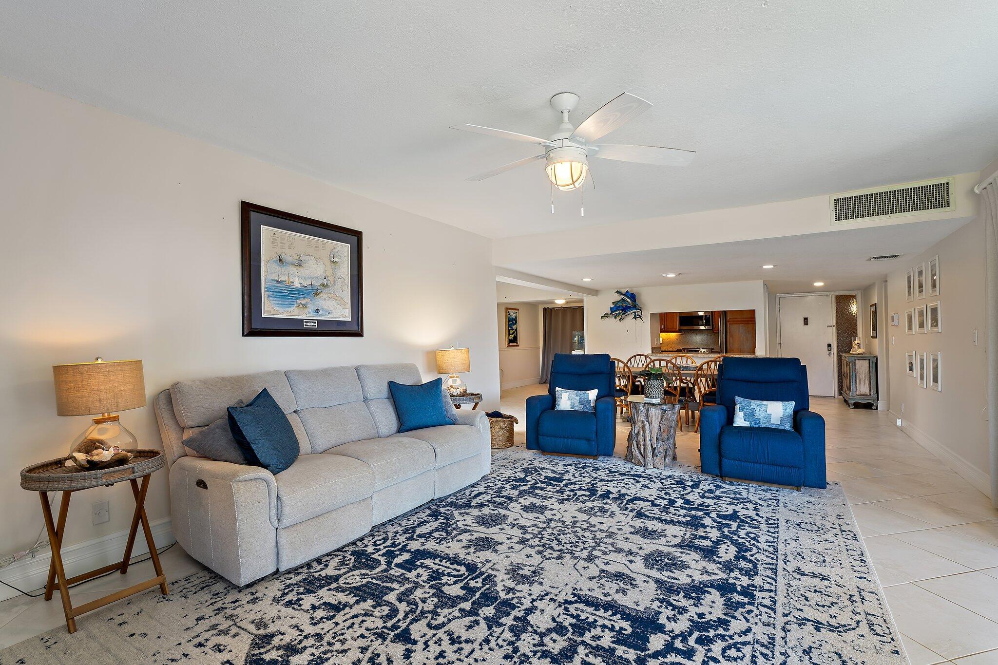 1618 Twelve Oaks Way 104