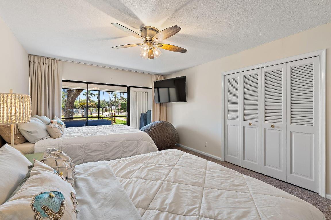 1618 Twelve Oaks Way 104