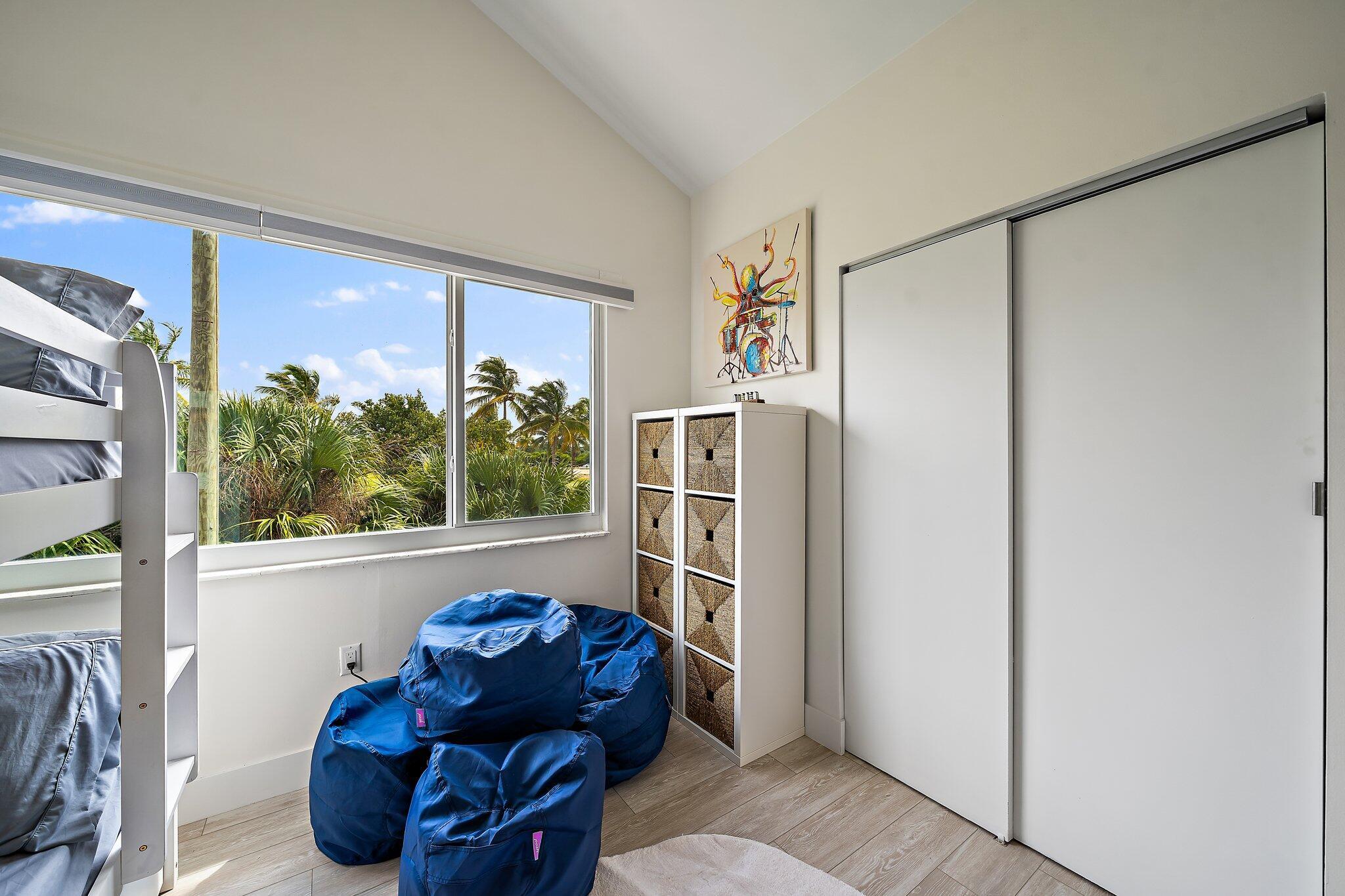 350 Bella Vista Court N 50