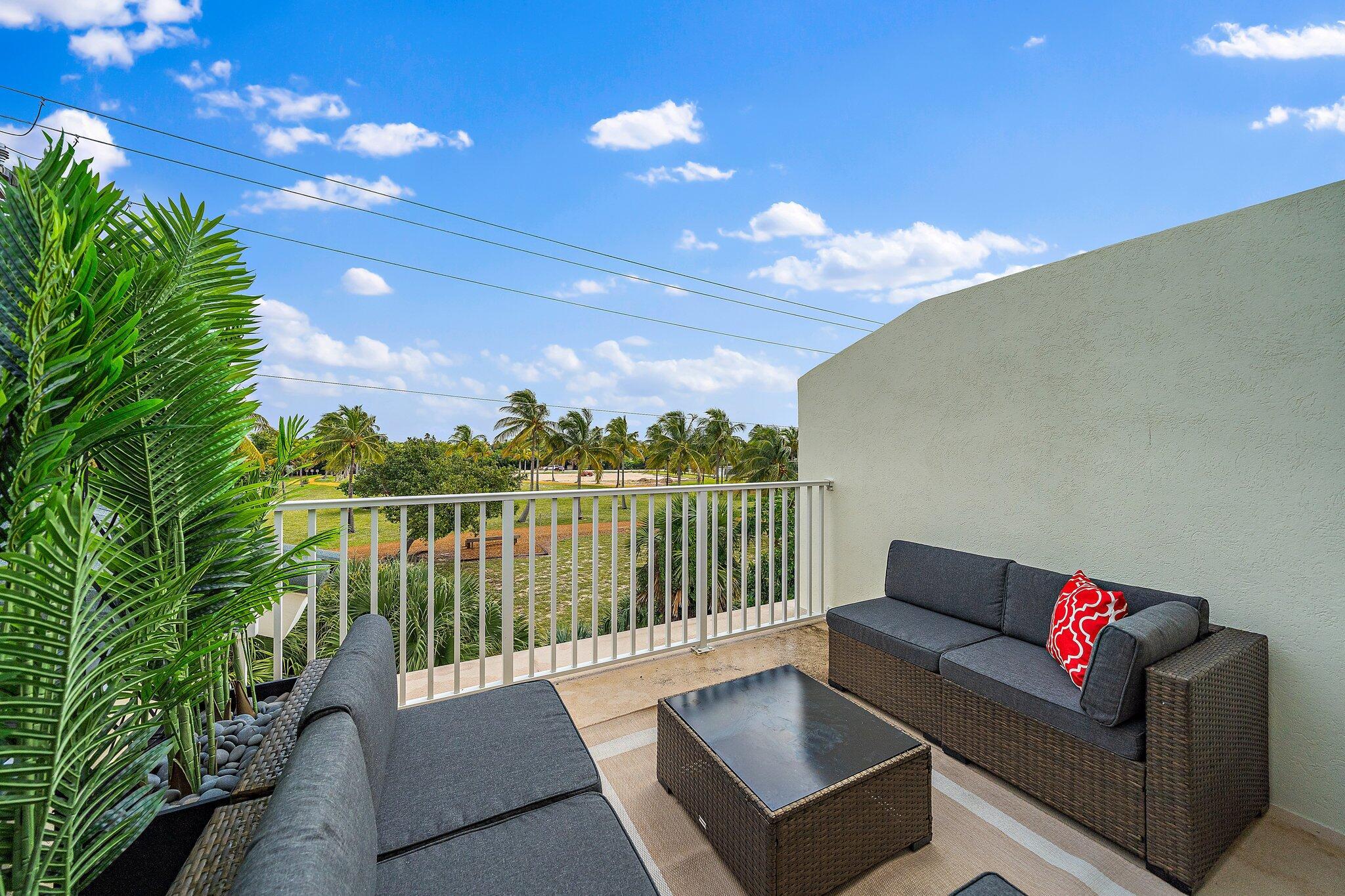 350 Bella Vista Court N 50