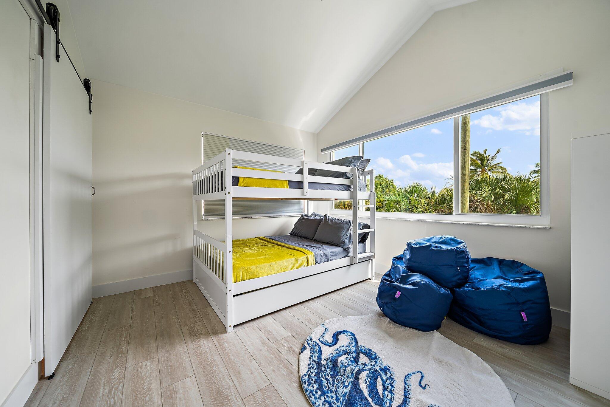 350 Bella Vista Court N 50