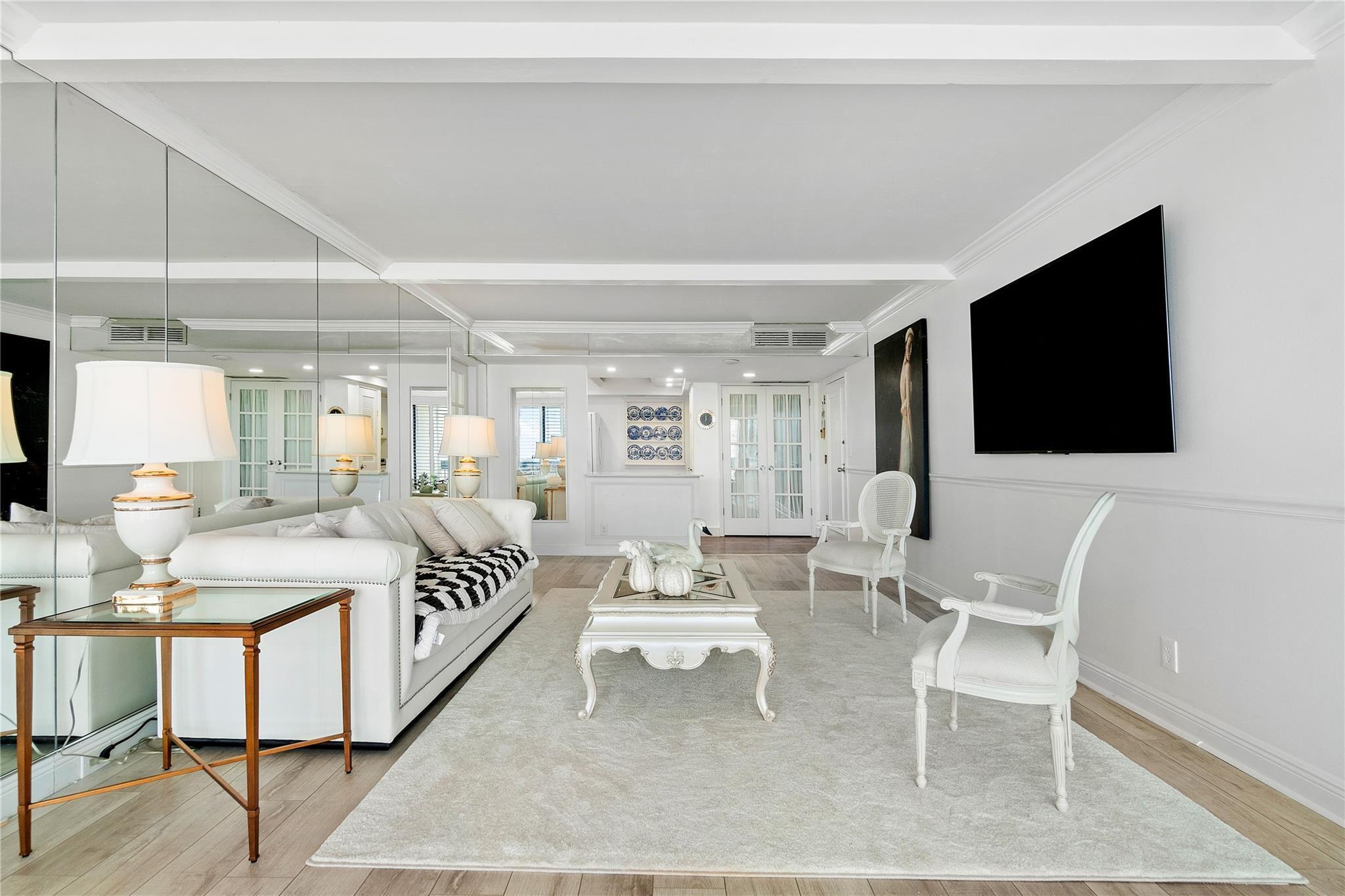 2400 Presidential Way 503