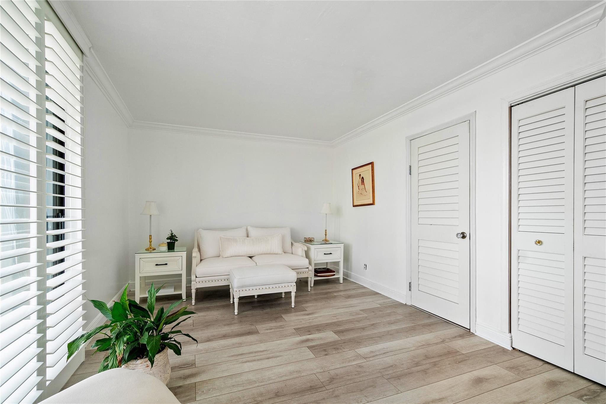 2400 Presidential Way 503