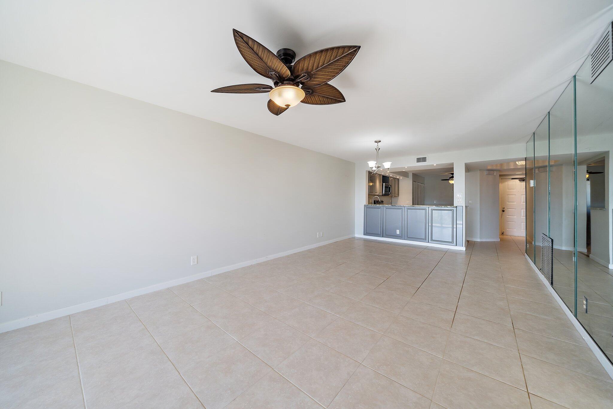 243 N Bay Colony Drive N 243