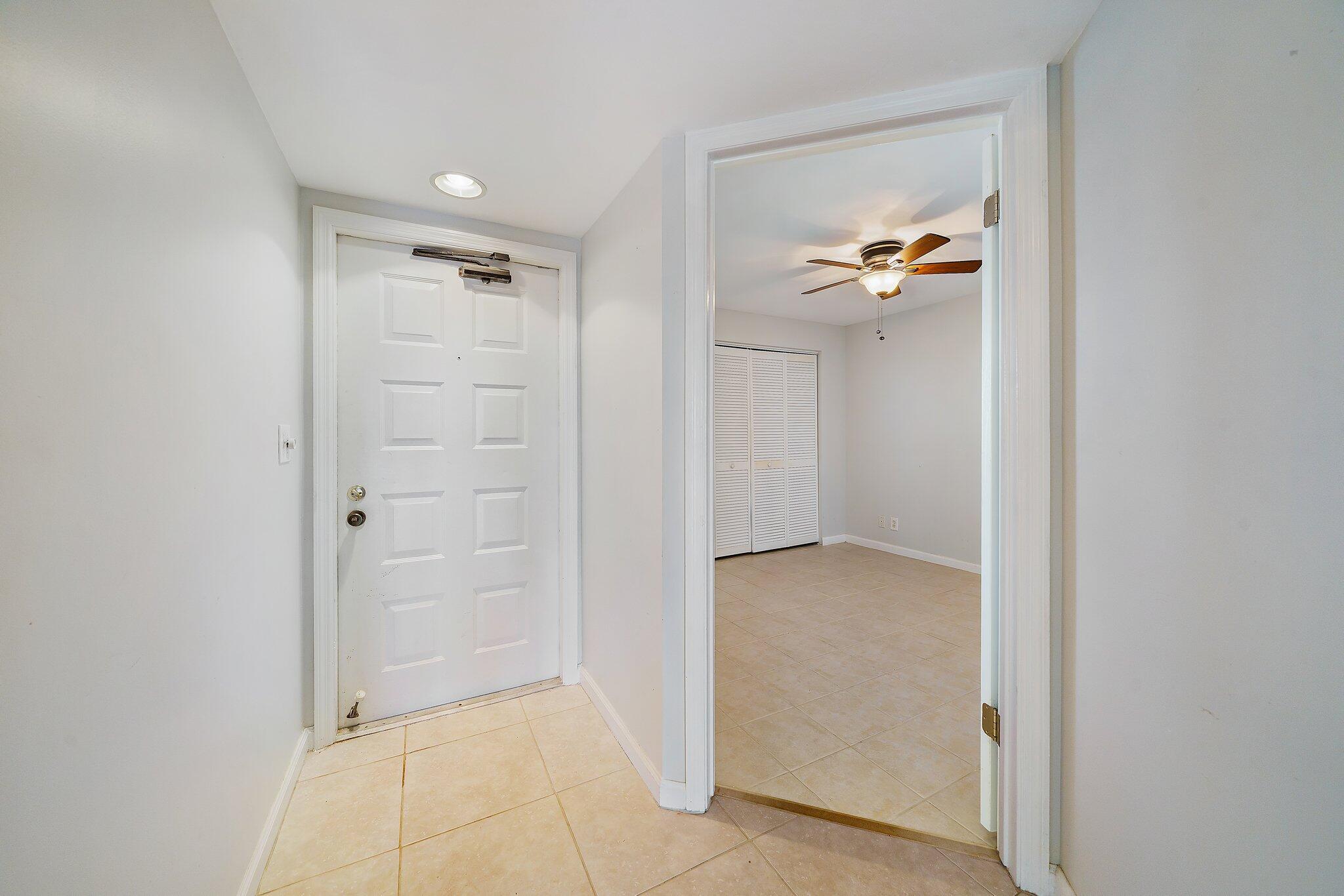 243 N Bay Colony Drive N 243