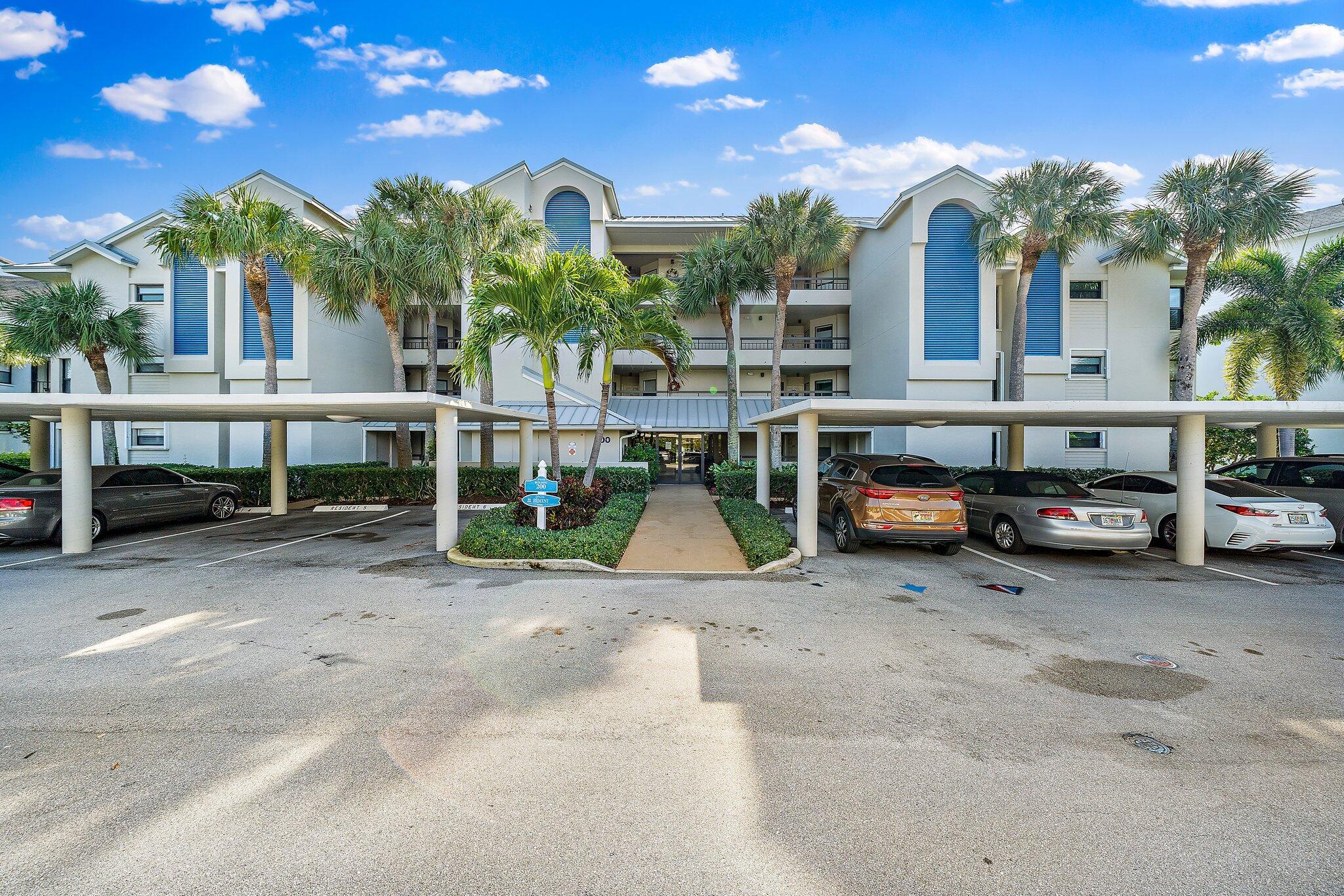 243 N Bay Colony Drive N 243