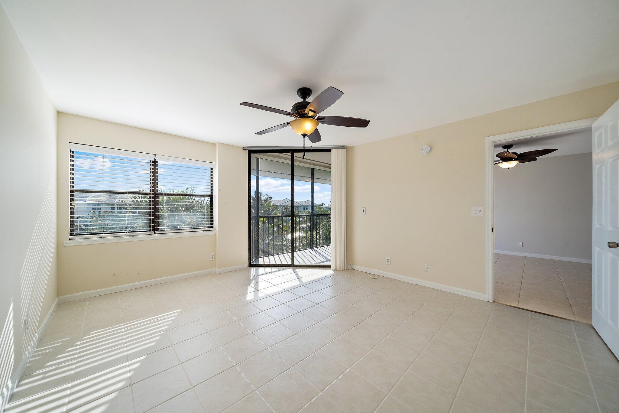 243 N Bay Colony Drive N 243