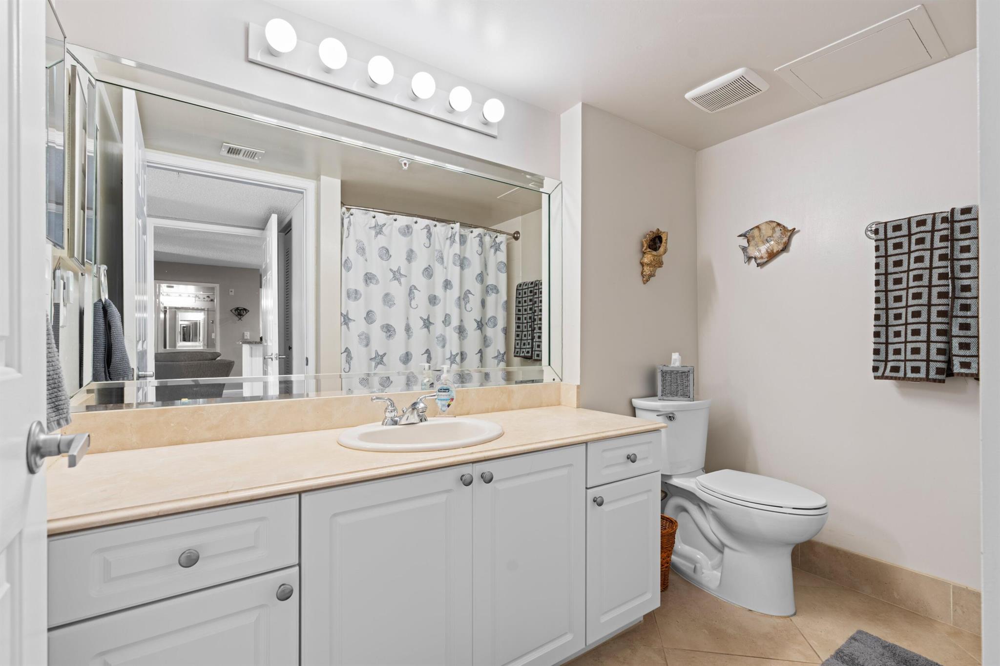 272 Village Boulevard 7109