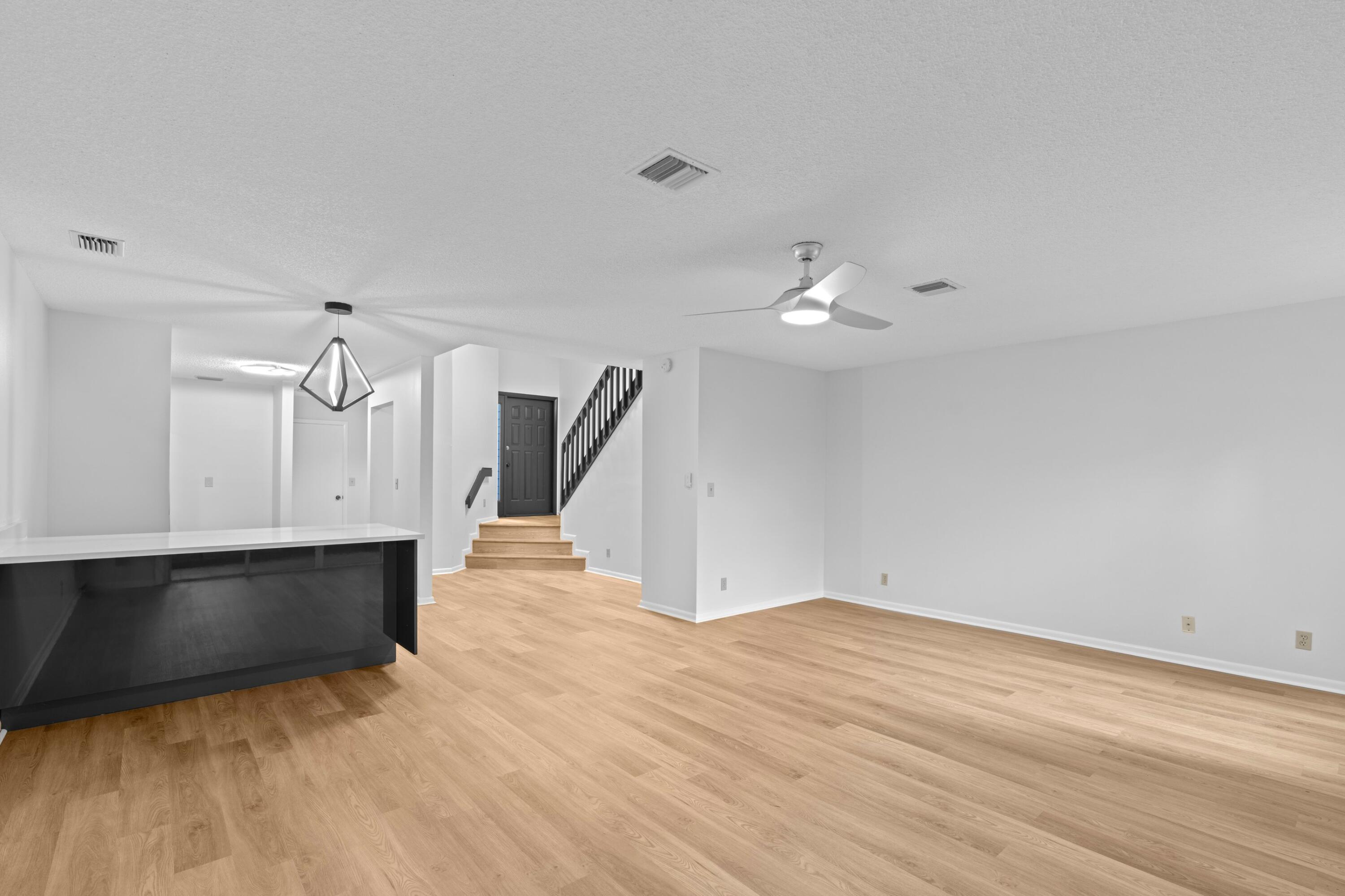 1410 Ocean Dunes Circle