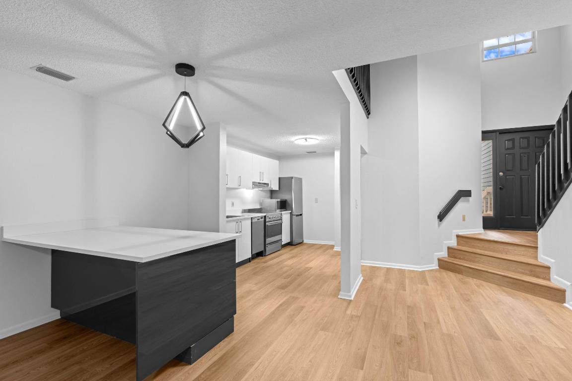 1410 Ocean Dunes Circle