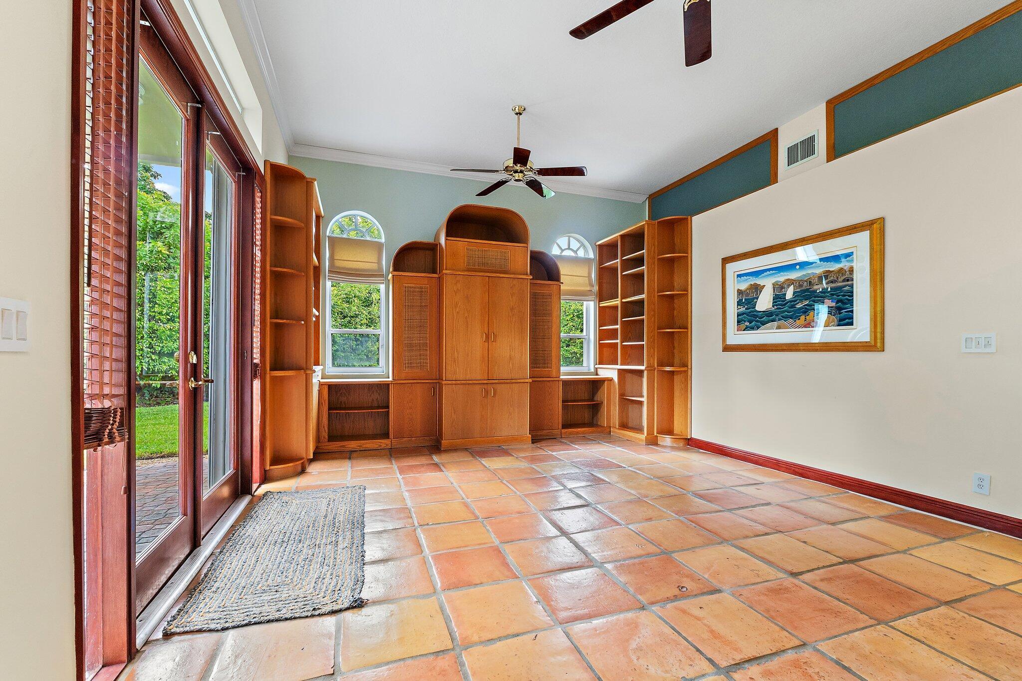 8726 SE Riverfront Terrace