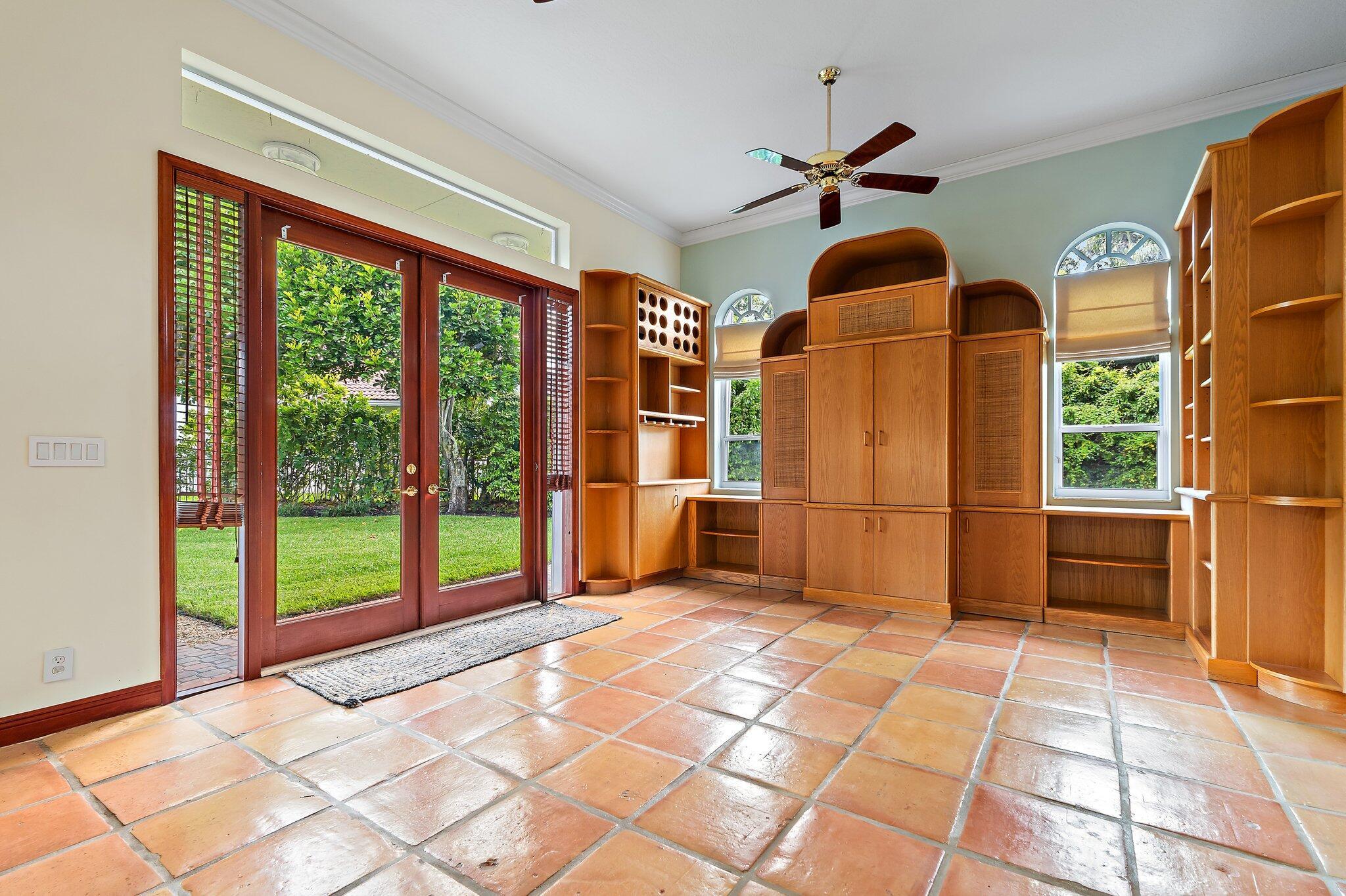 8726 SE Riverfront Terrace