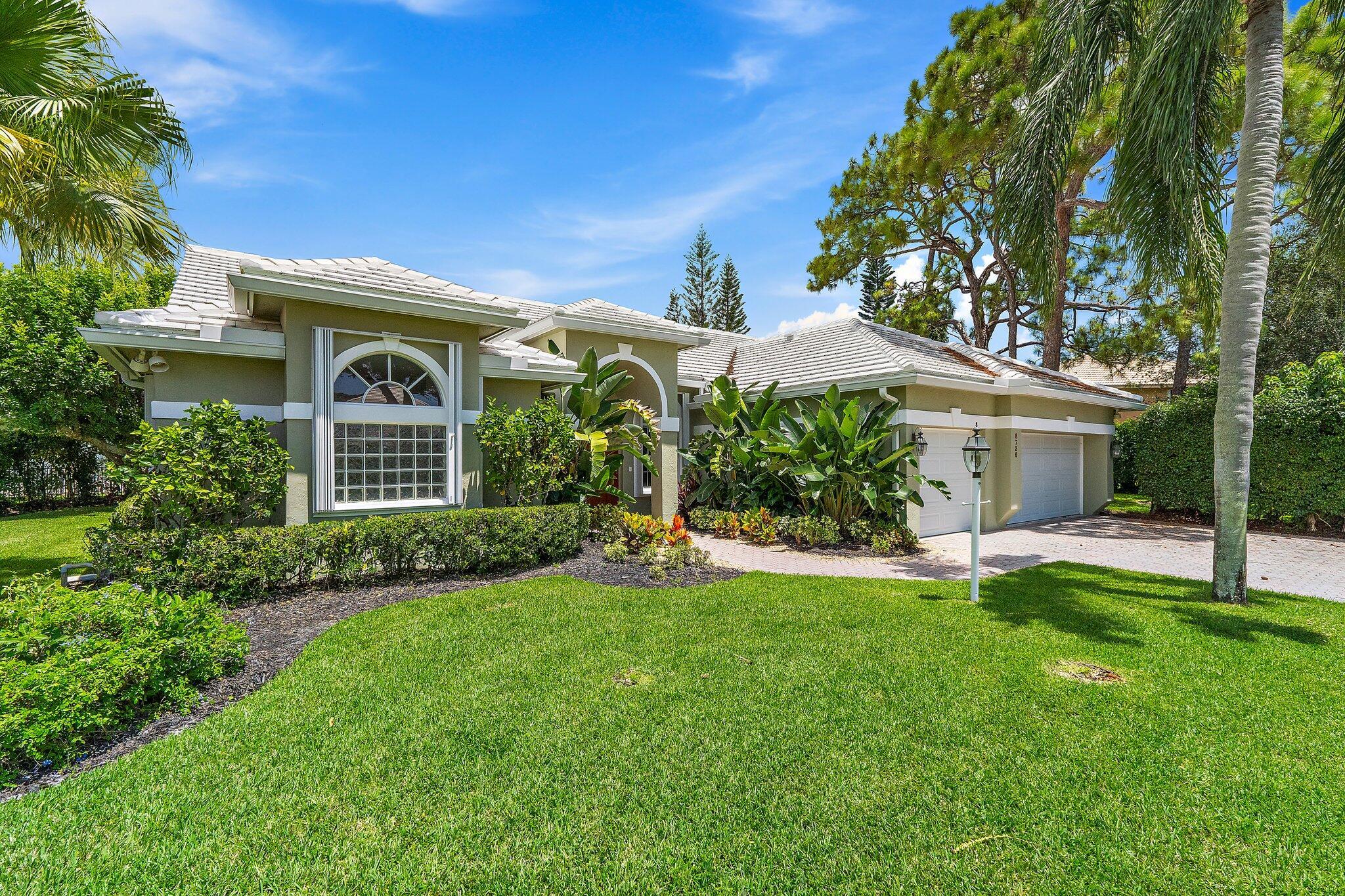 8726 SE Riverfront Terrace