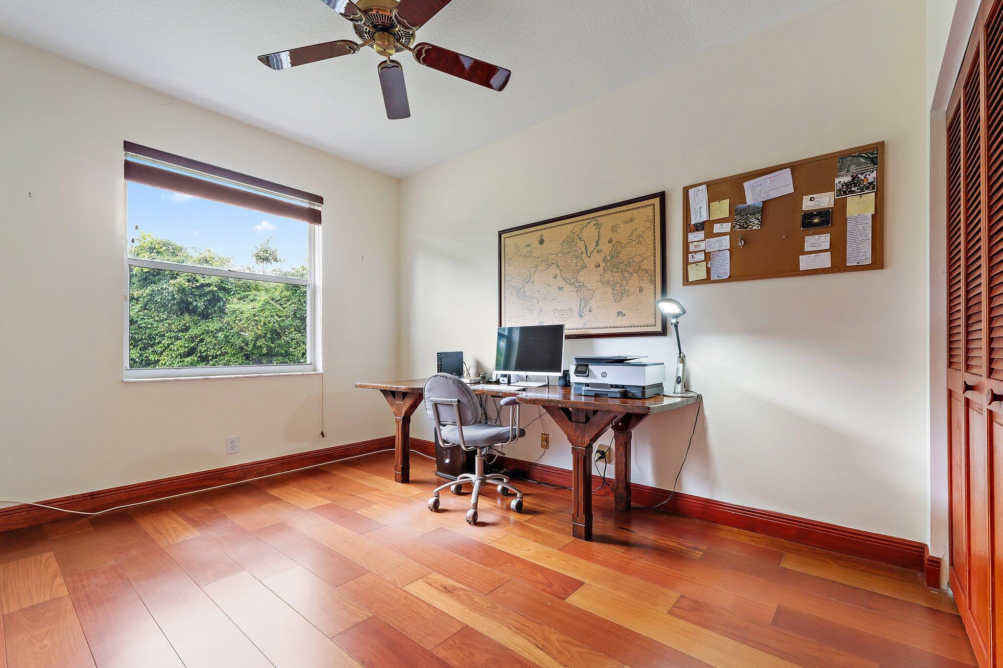 8726 SE Riverfront Terrace