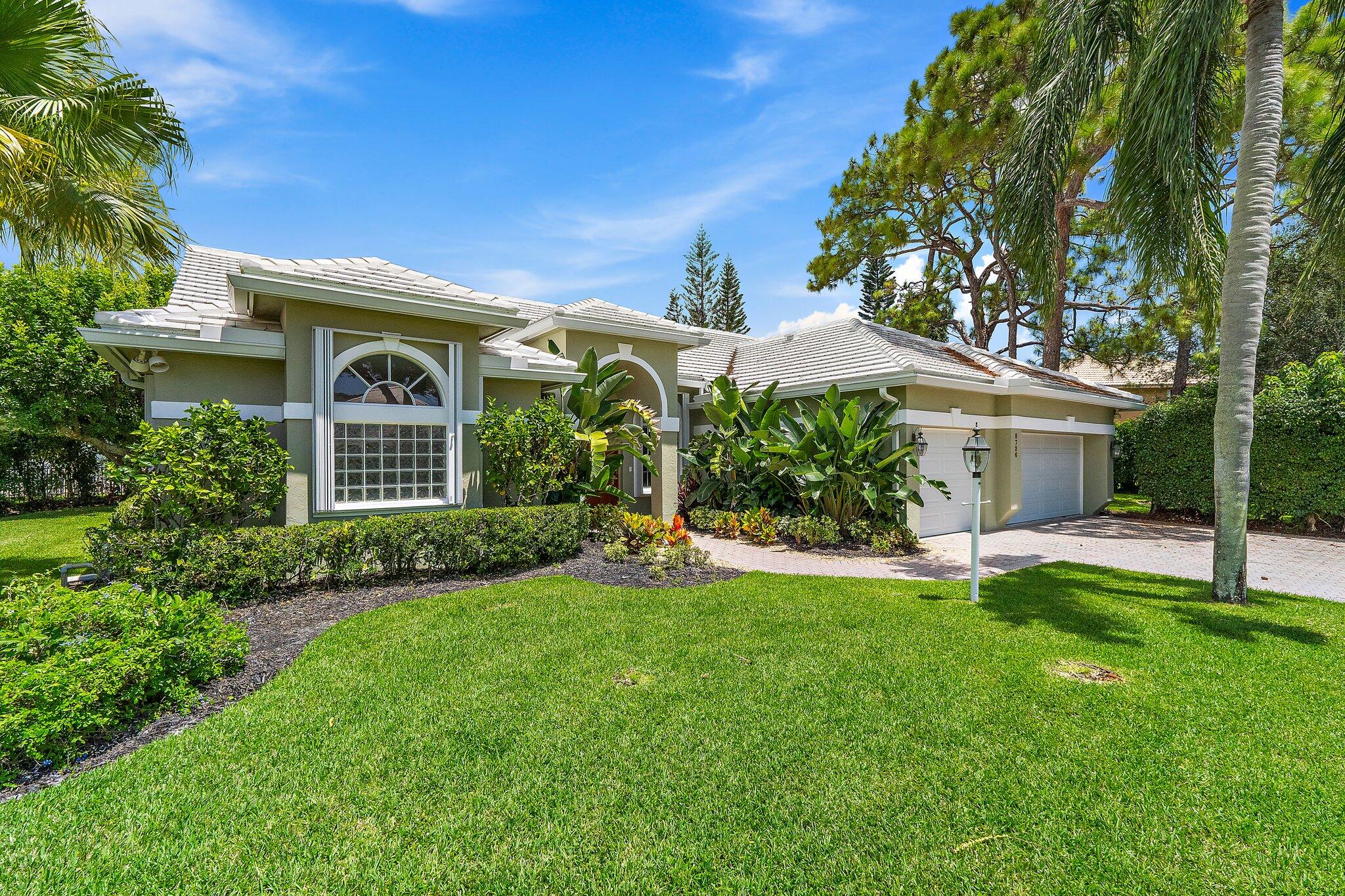 8726 SE Riverfront Terrace