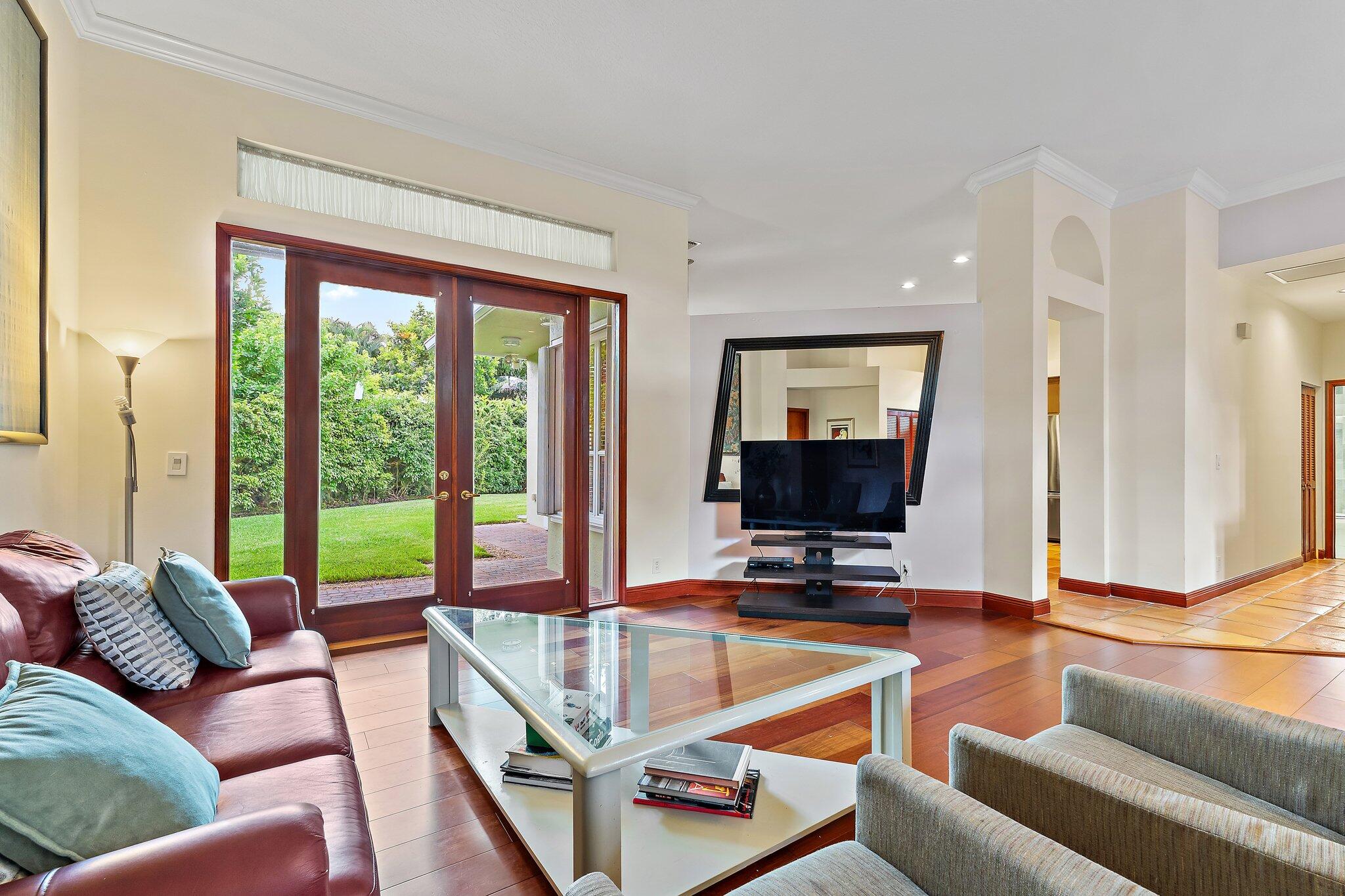 8726 SE Riverfront Terrace