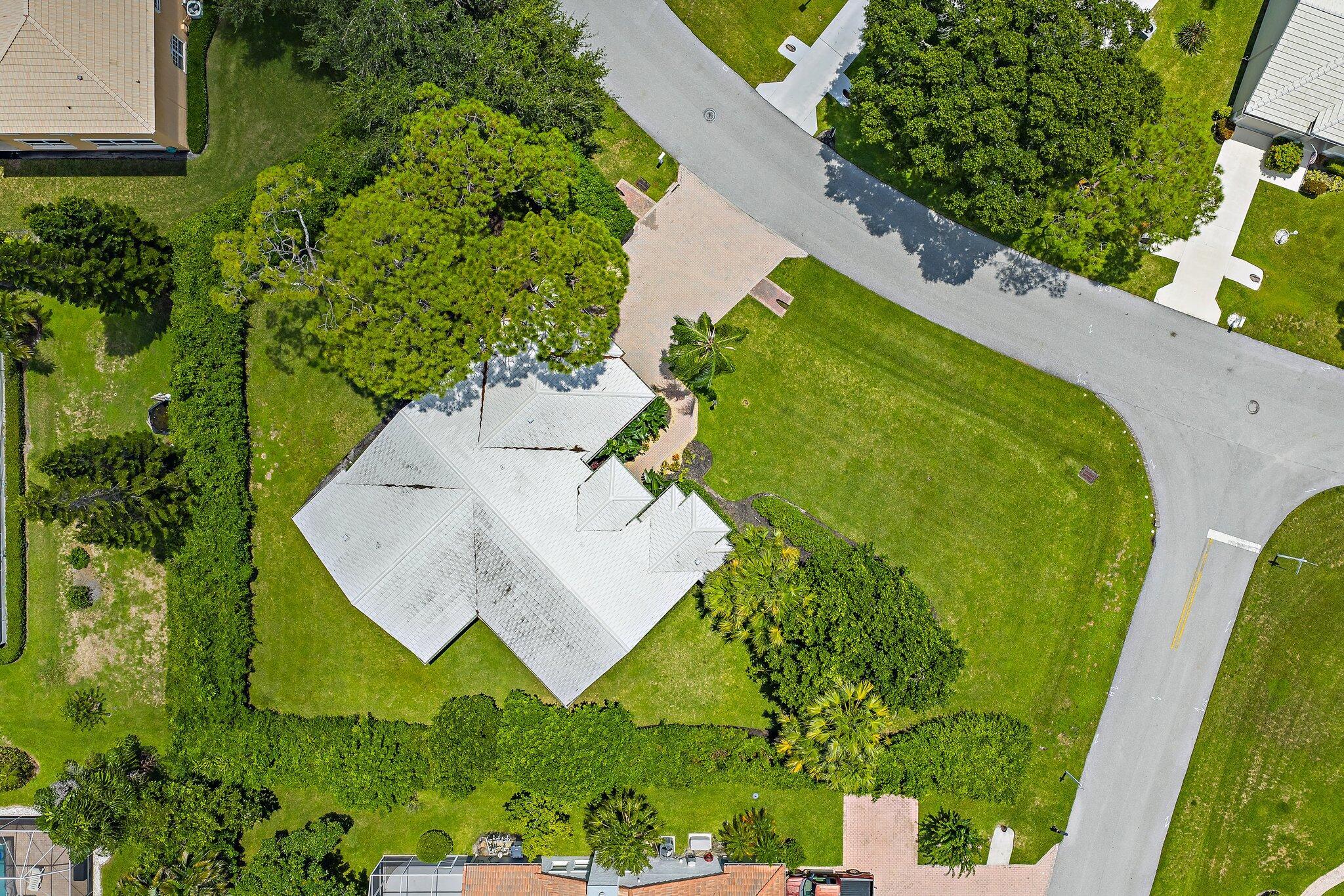 8726 SE Riverfront Terrace