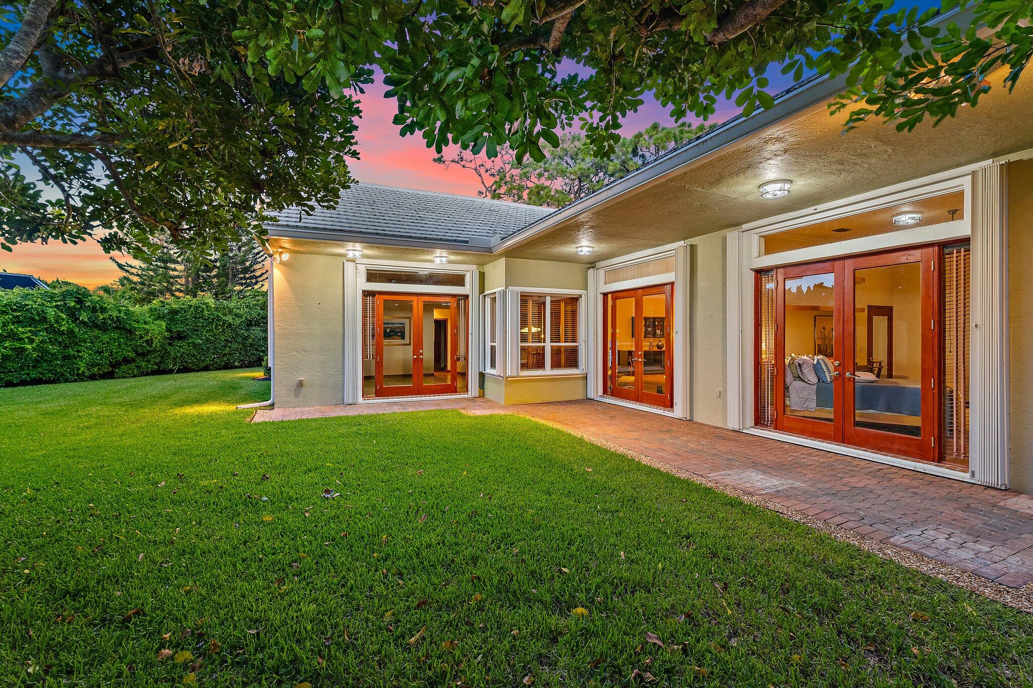 8726 SE Riverfront Terrace