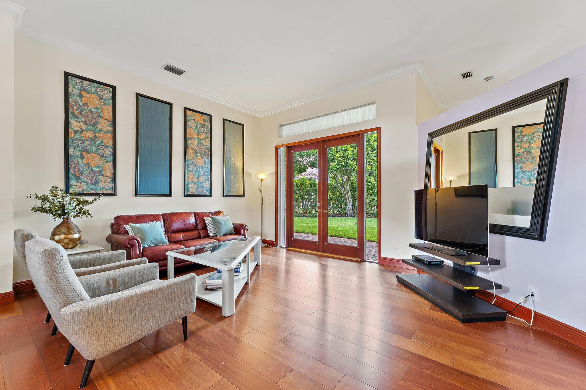 8726 SE Riverfront Terrace