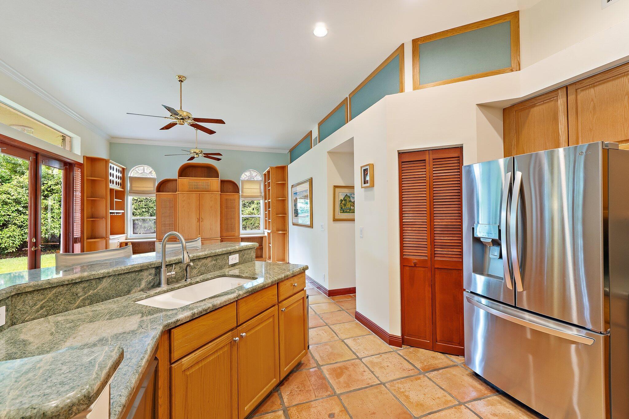 8726 SE Riverfront Terrace
