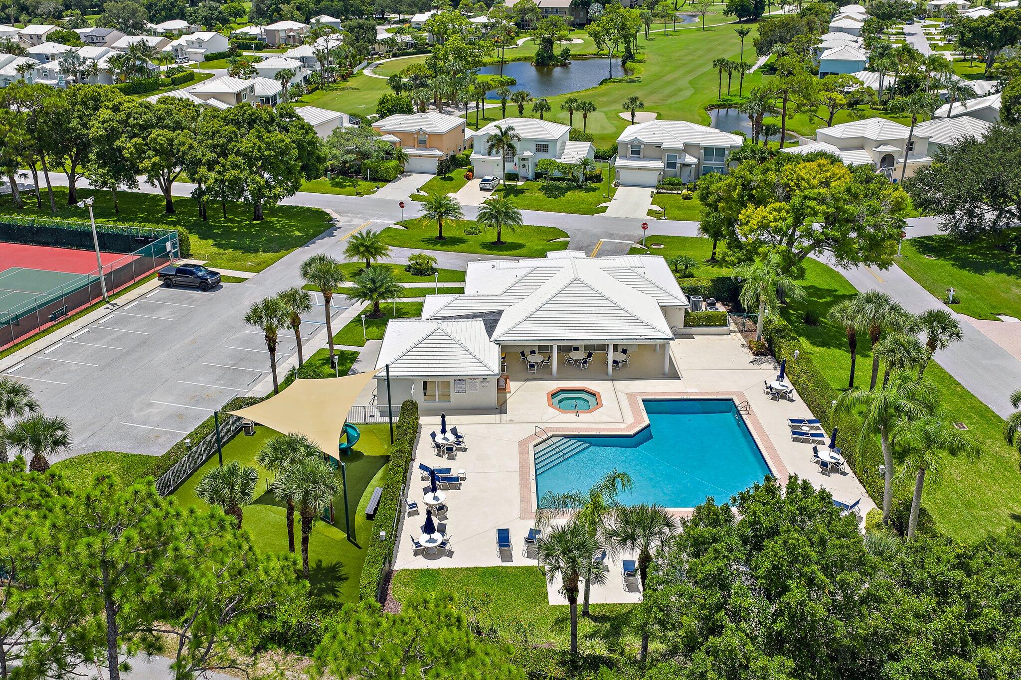 8726 SE Riverfront Terrace