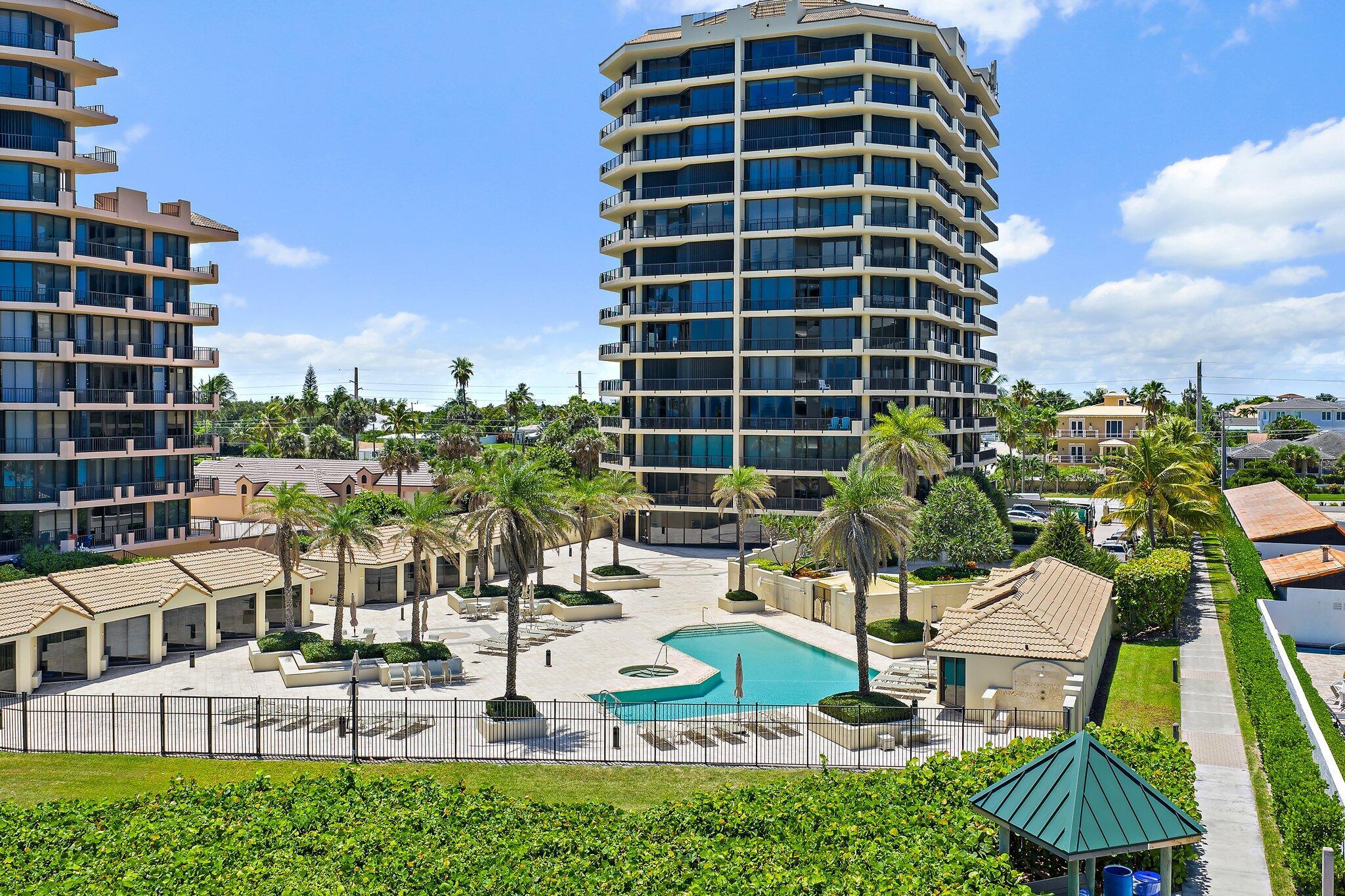 570 Ocean Drive Ph-2