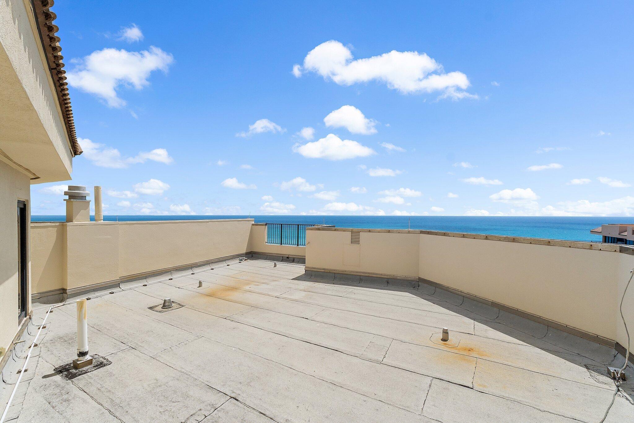 570 Ocean Drive Ph-2