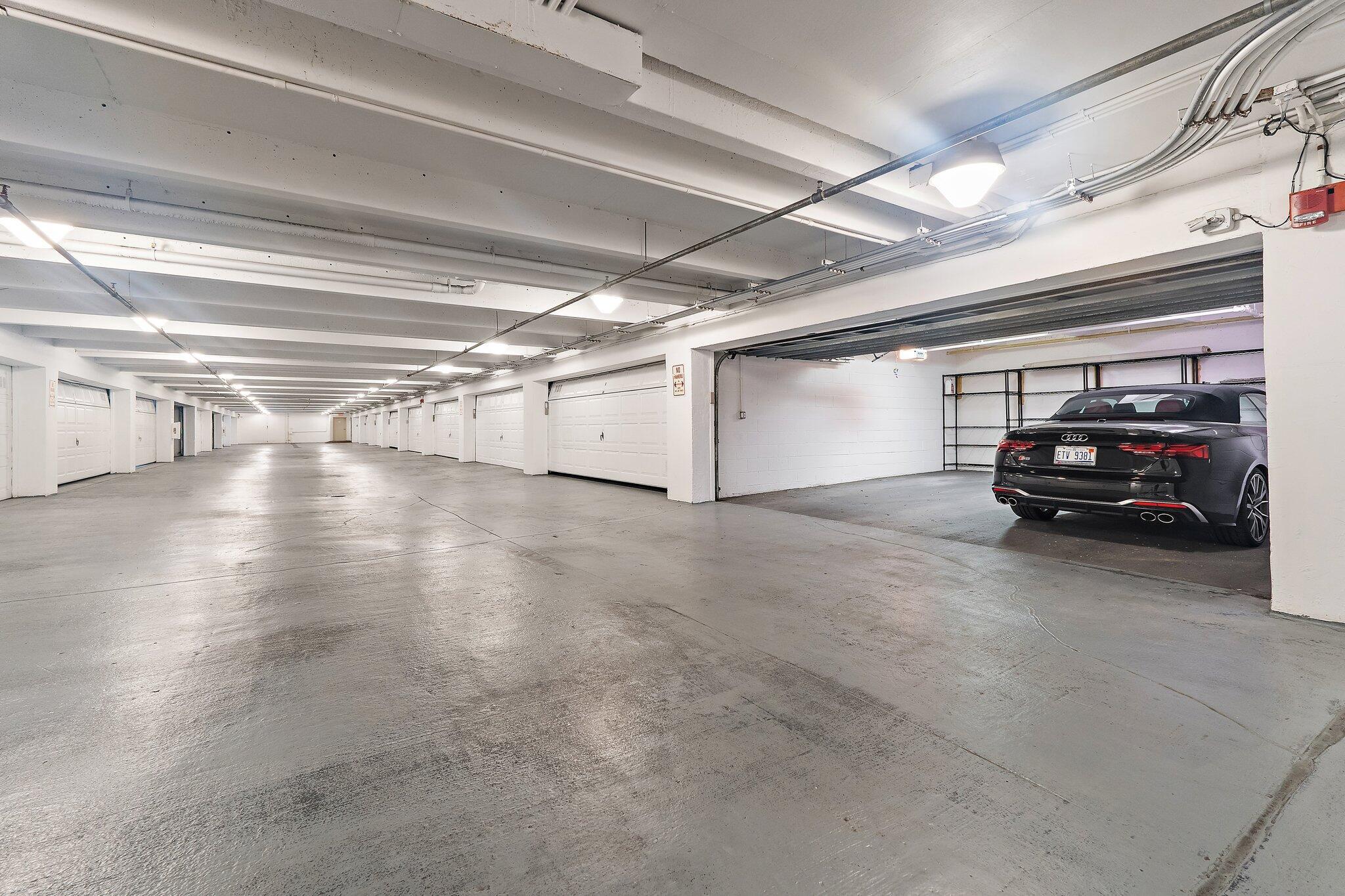 570 Ocean Drive Ph-2