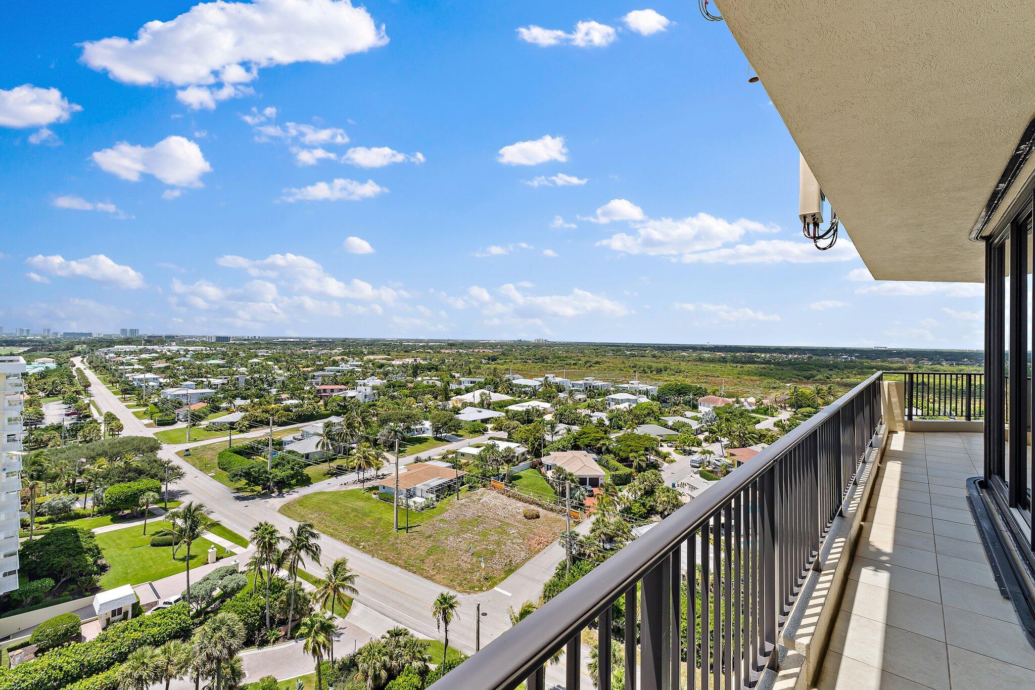 570 Ocean Drive Ph-2