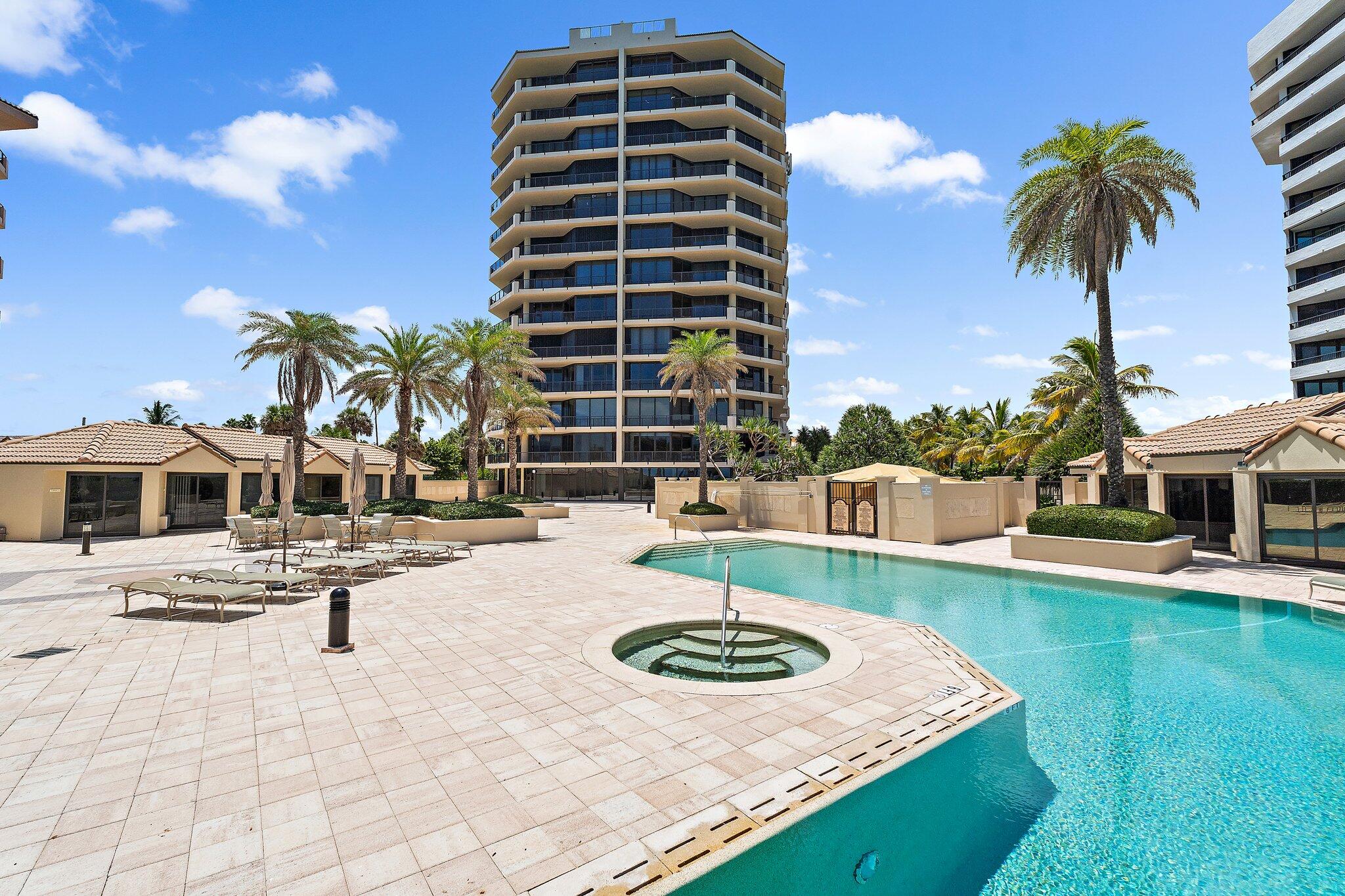 570 Ocean Drive Ph-2