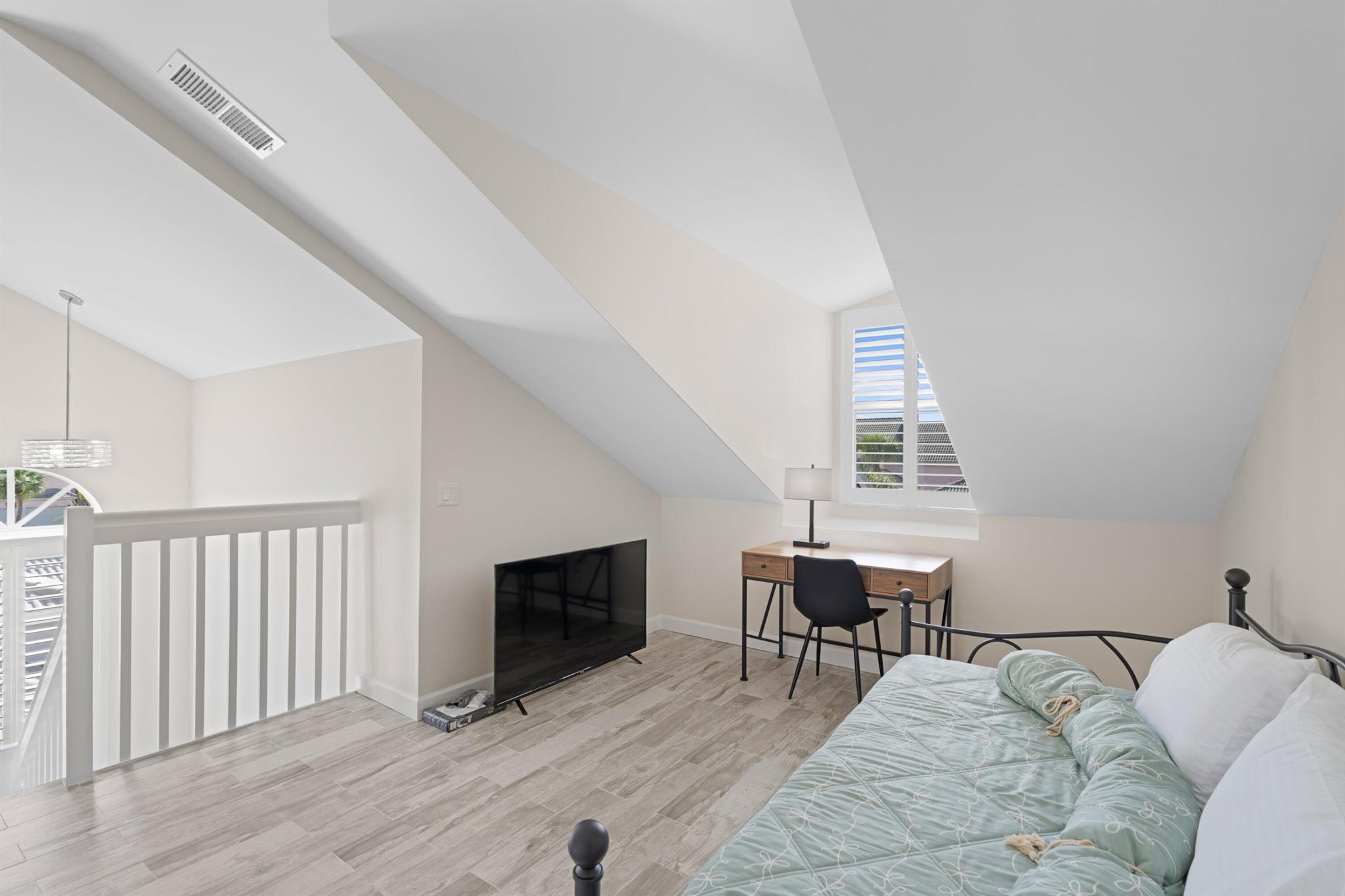 3108 Fairway Drive N