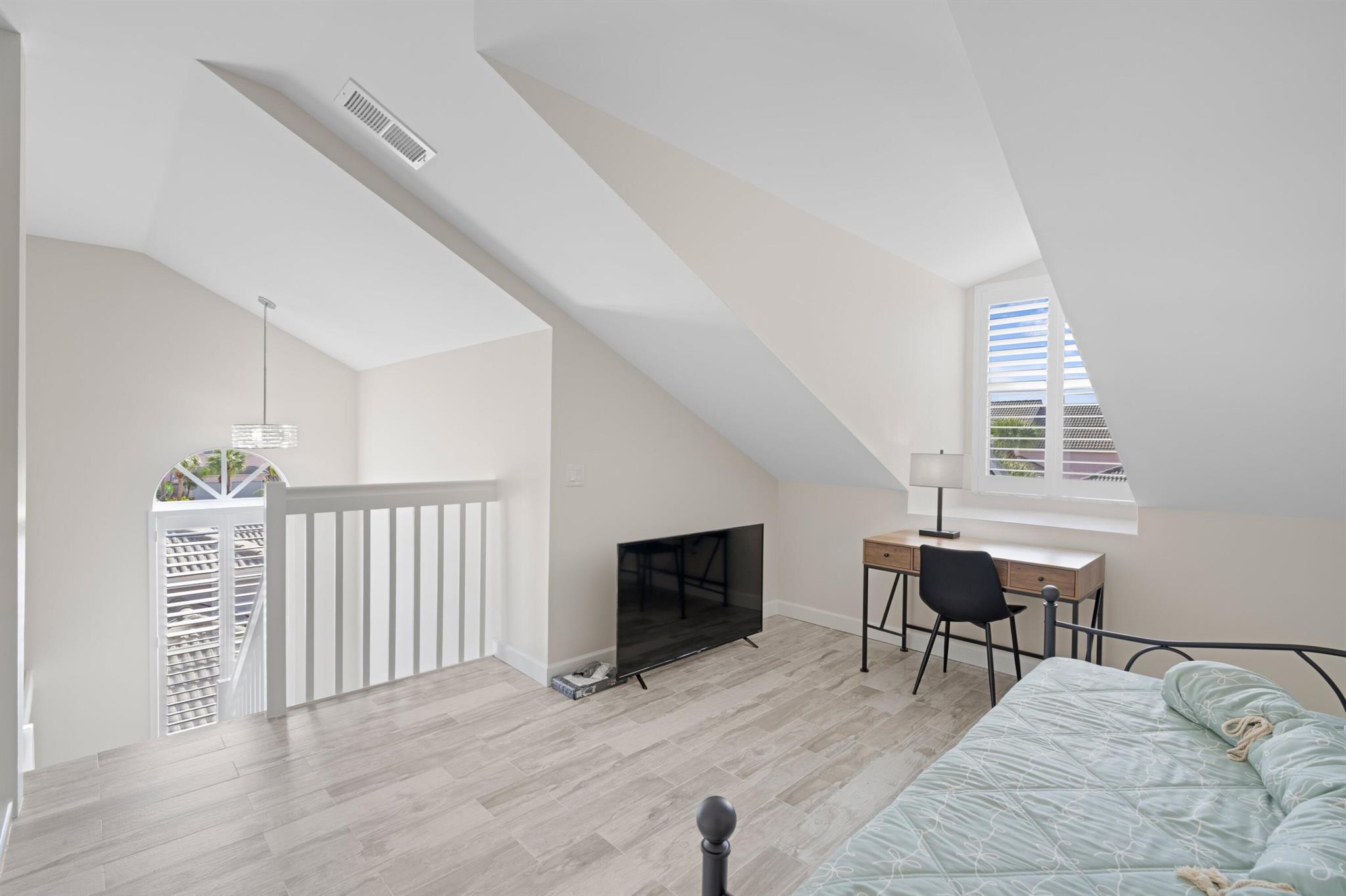 3108 Fairway Drive N