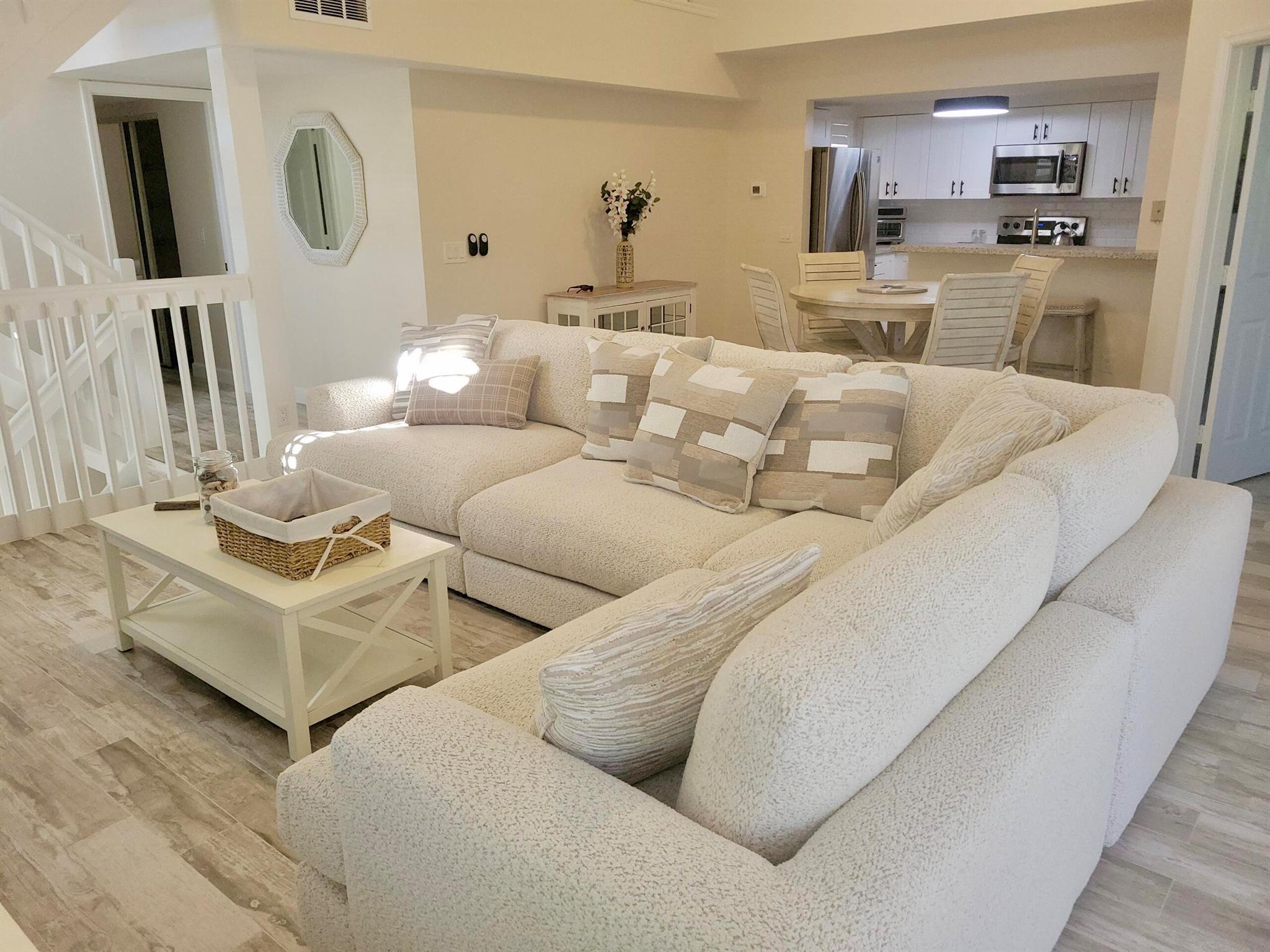 3108 Fairway Drive N