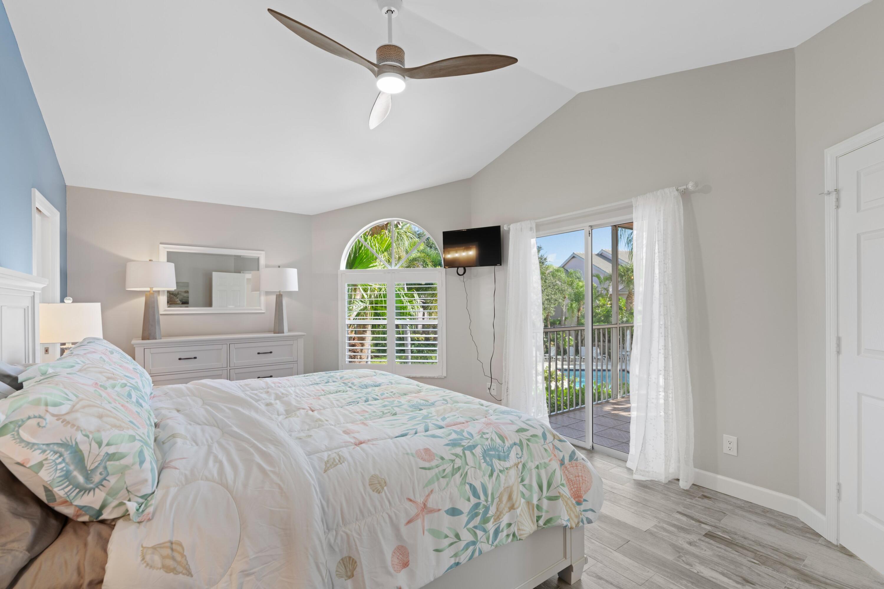 3108 Fairway Drive N