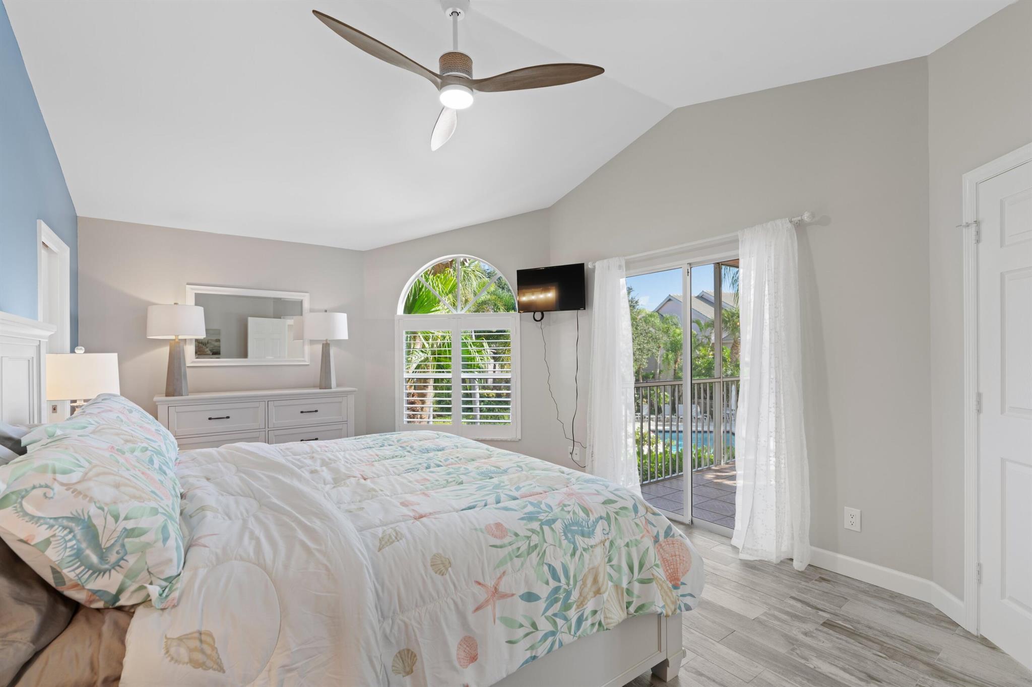 3108 Fairway Drive N