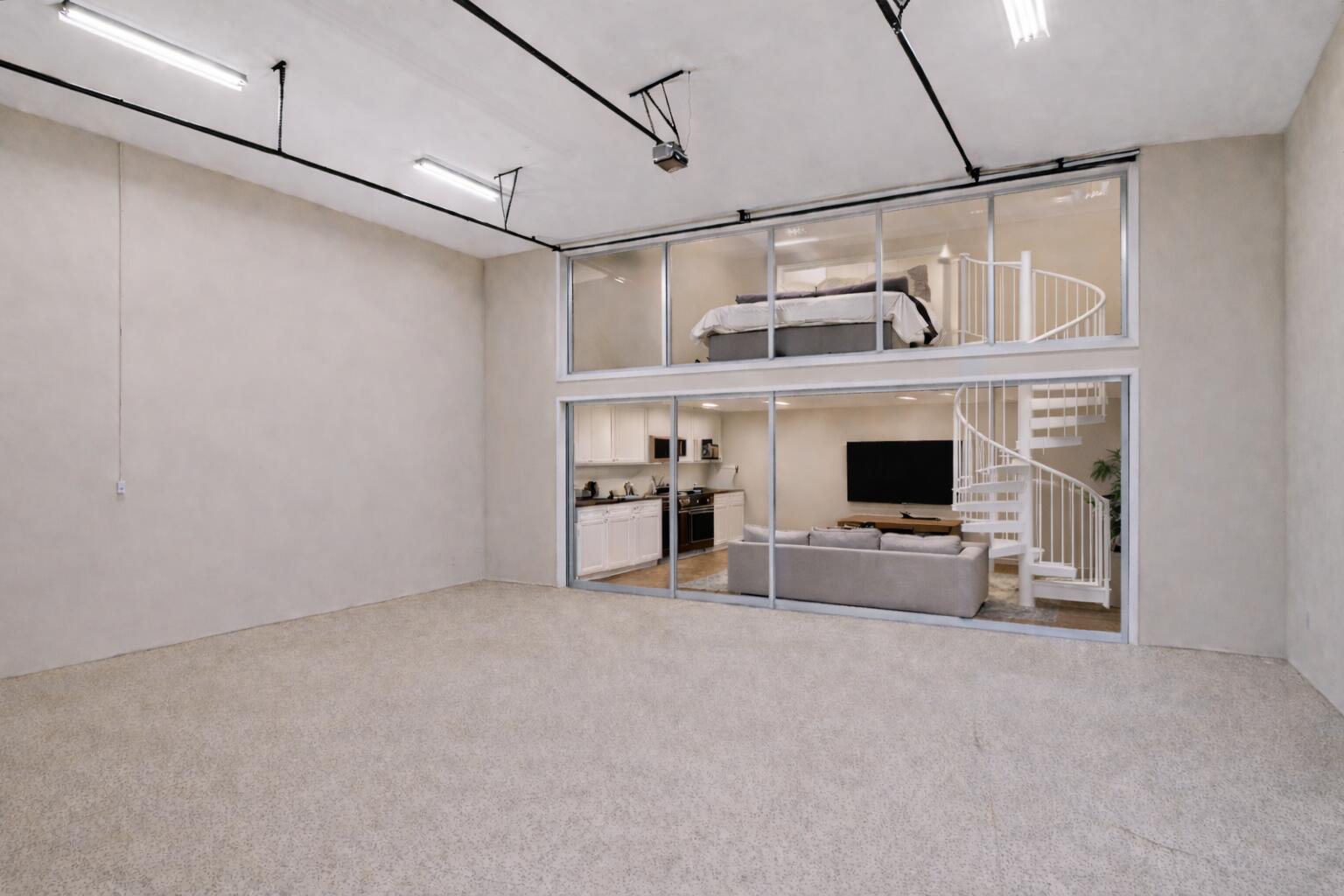 12275 185th Street N