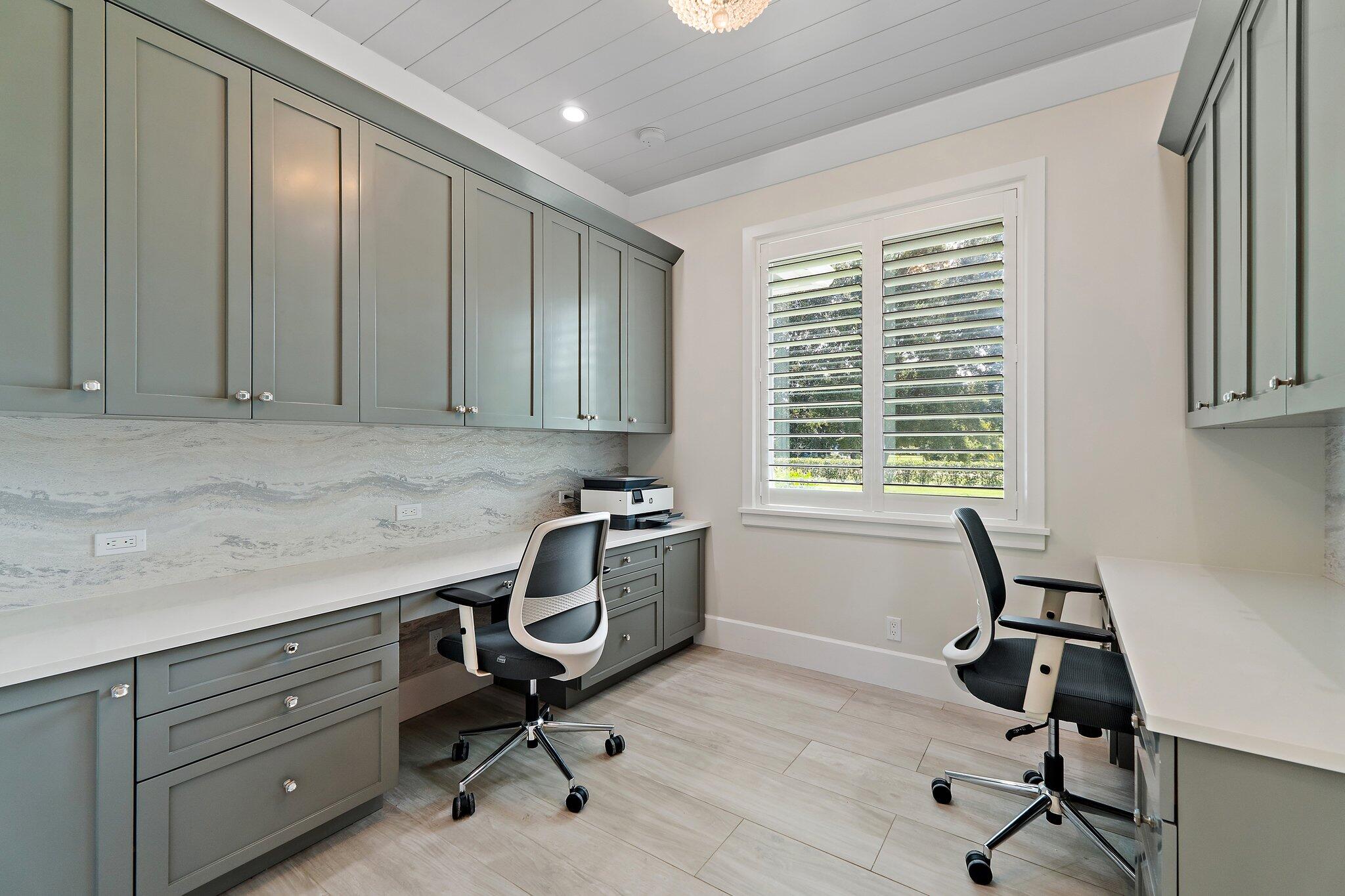 12275 185th Street N