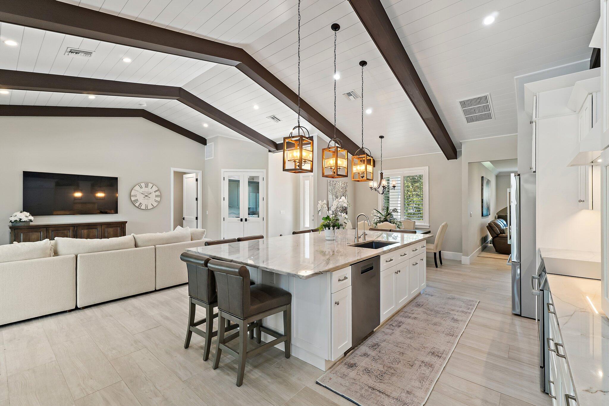 12275 185th Street N