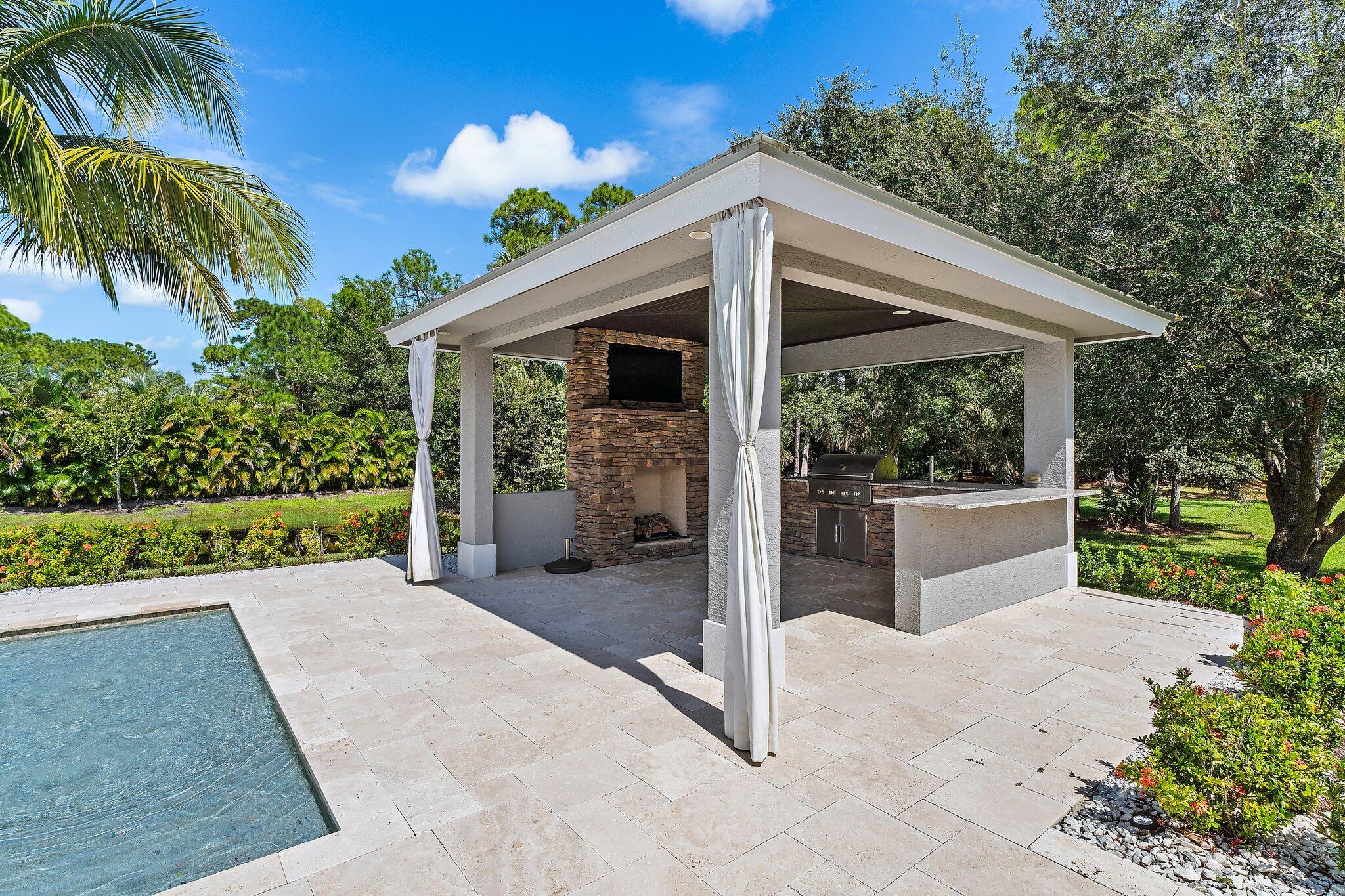 12275 185th Street N