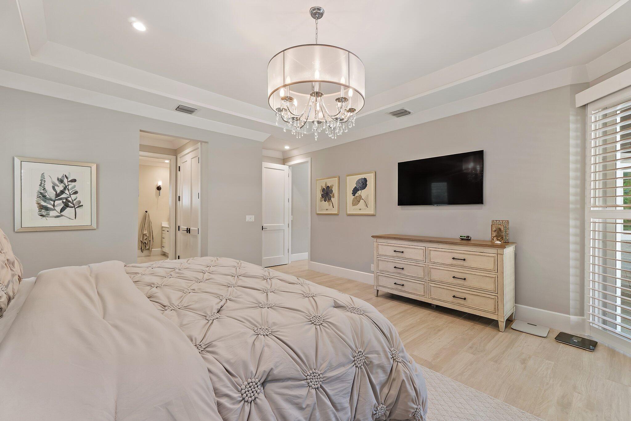 12275 185th Street N