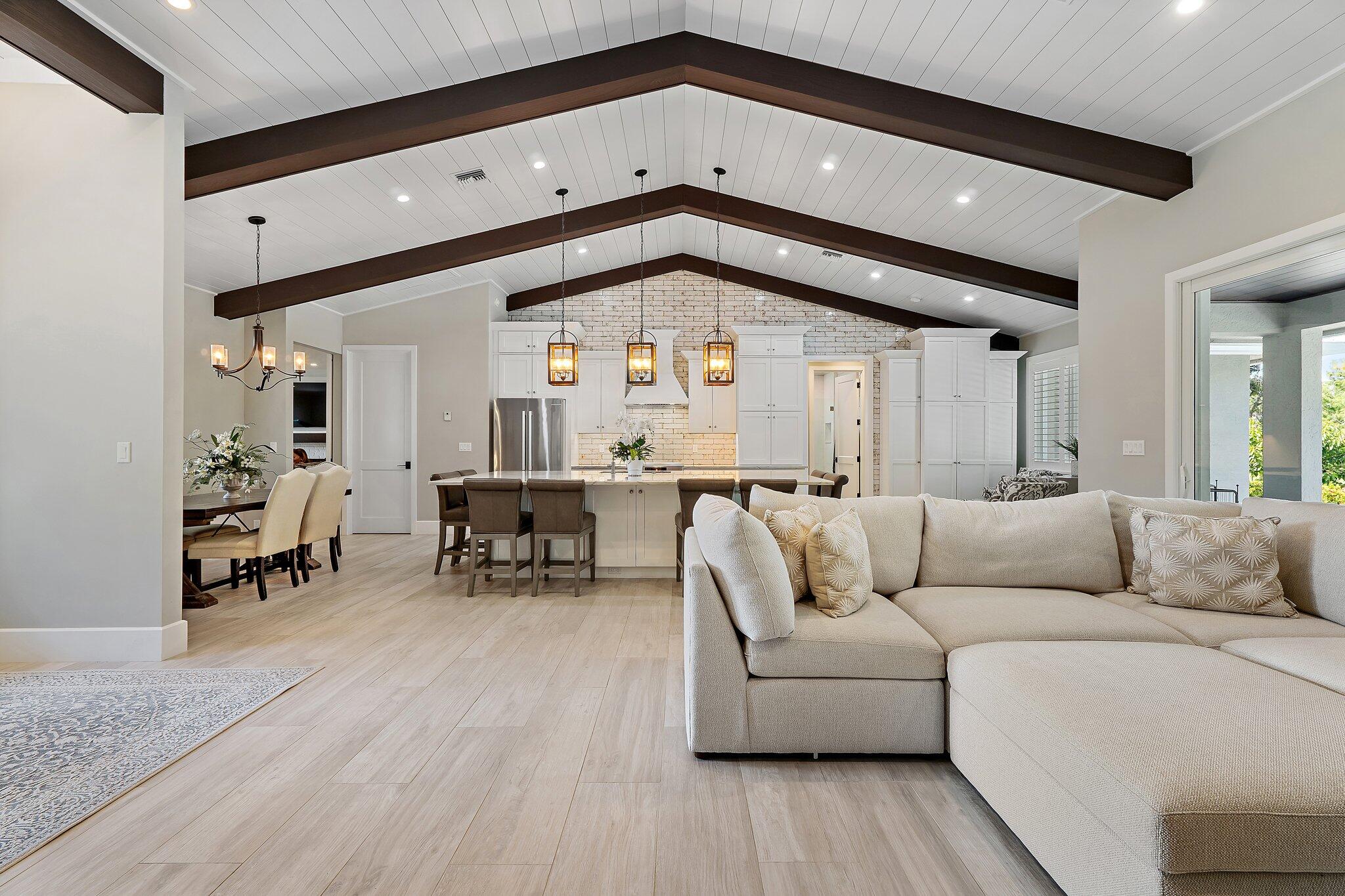 12275 185th Street N