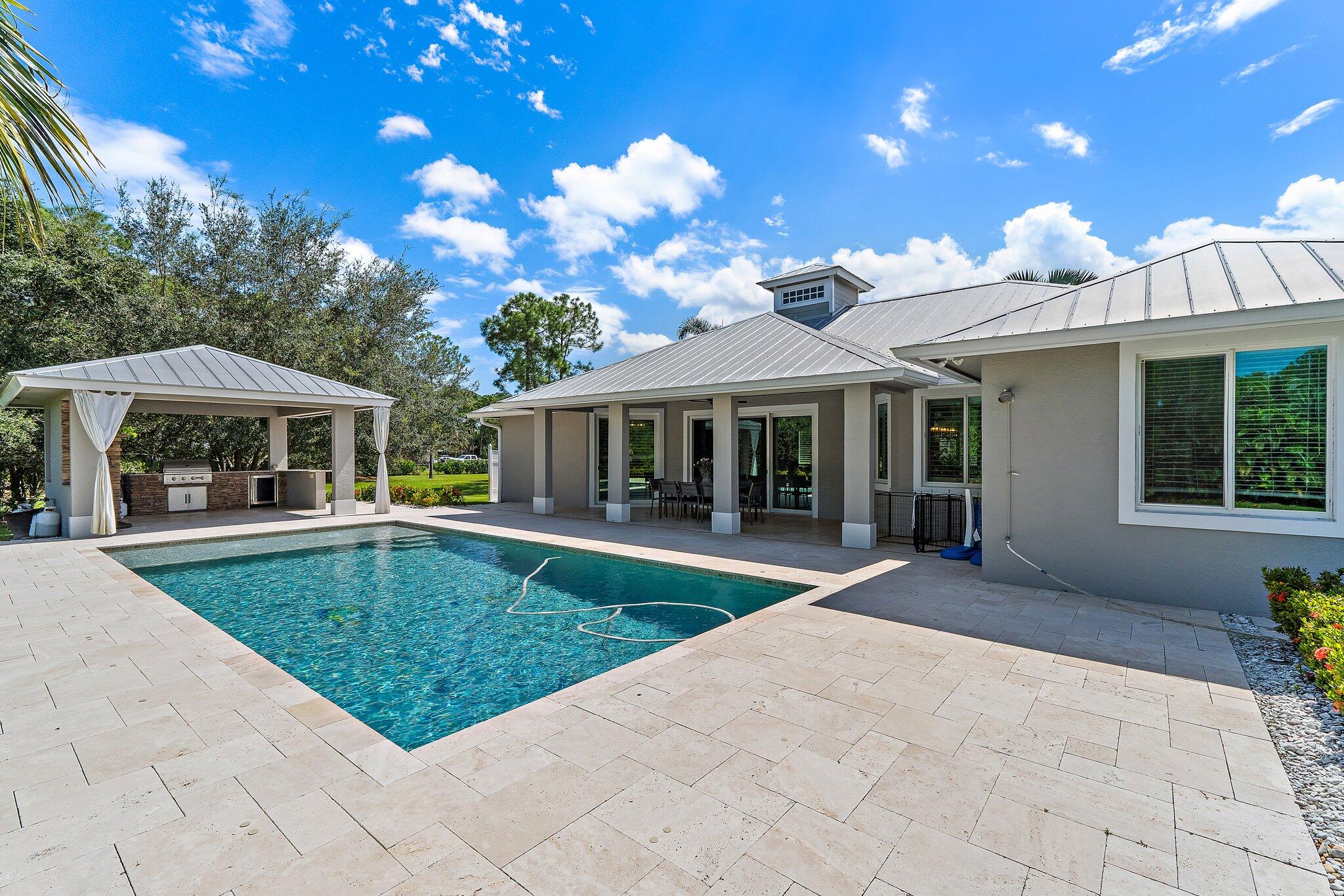 12275 185th Street N