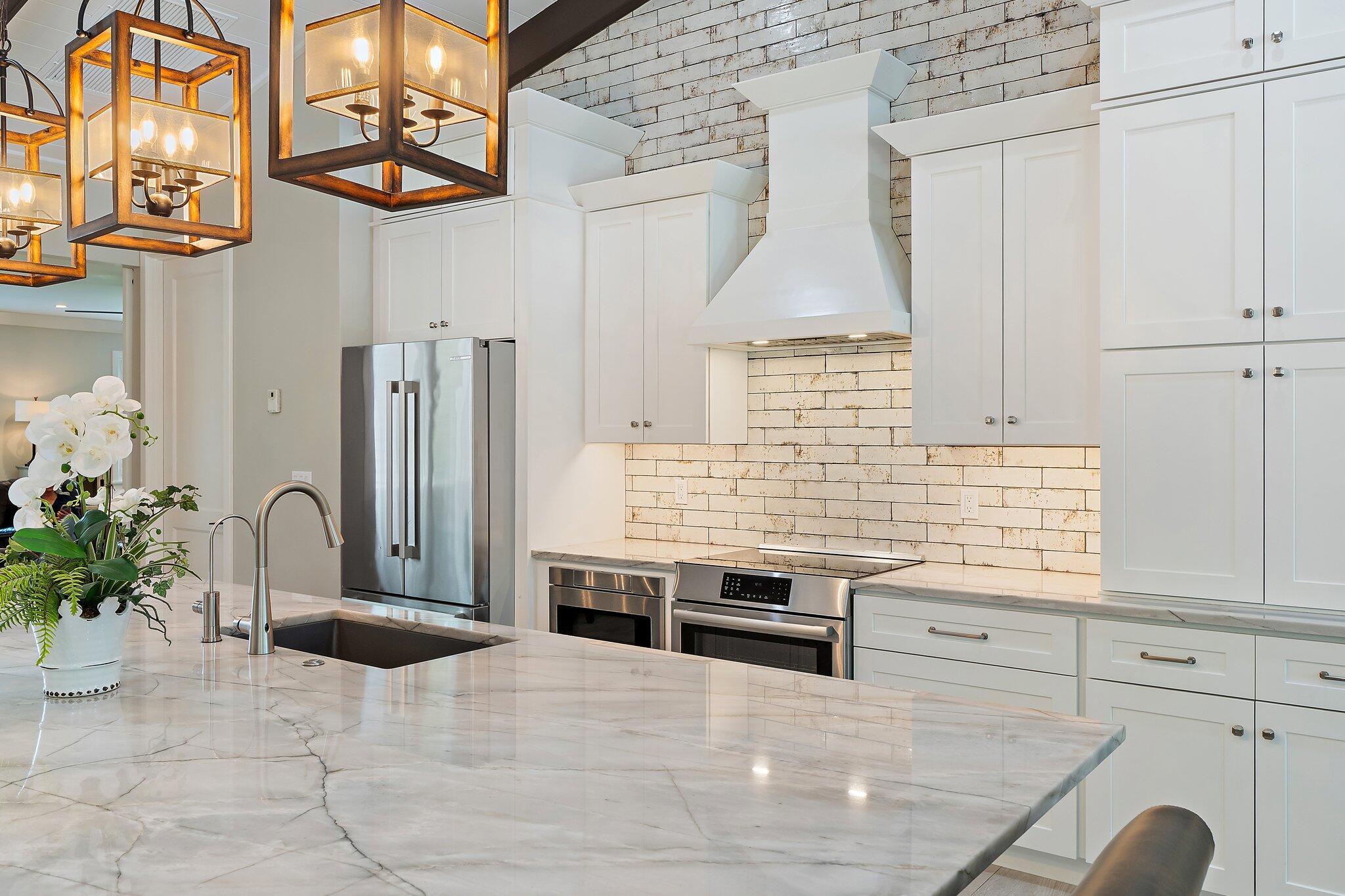 12275 185th Street N