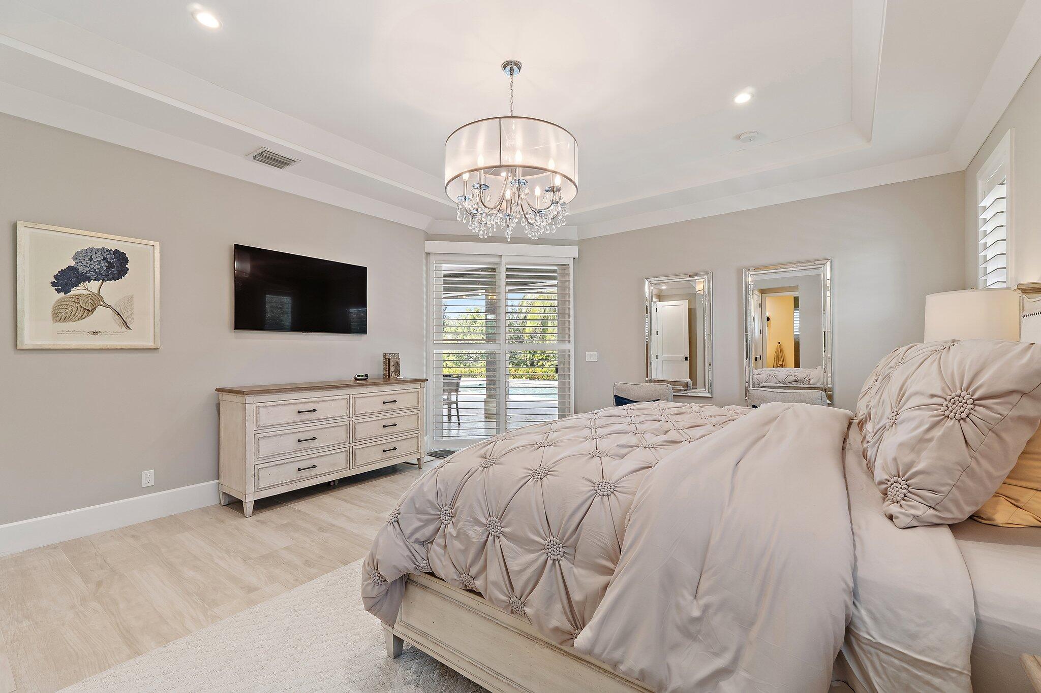 12275 185th Street N