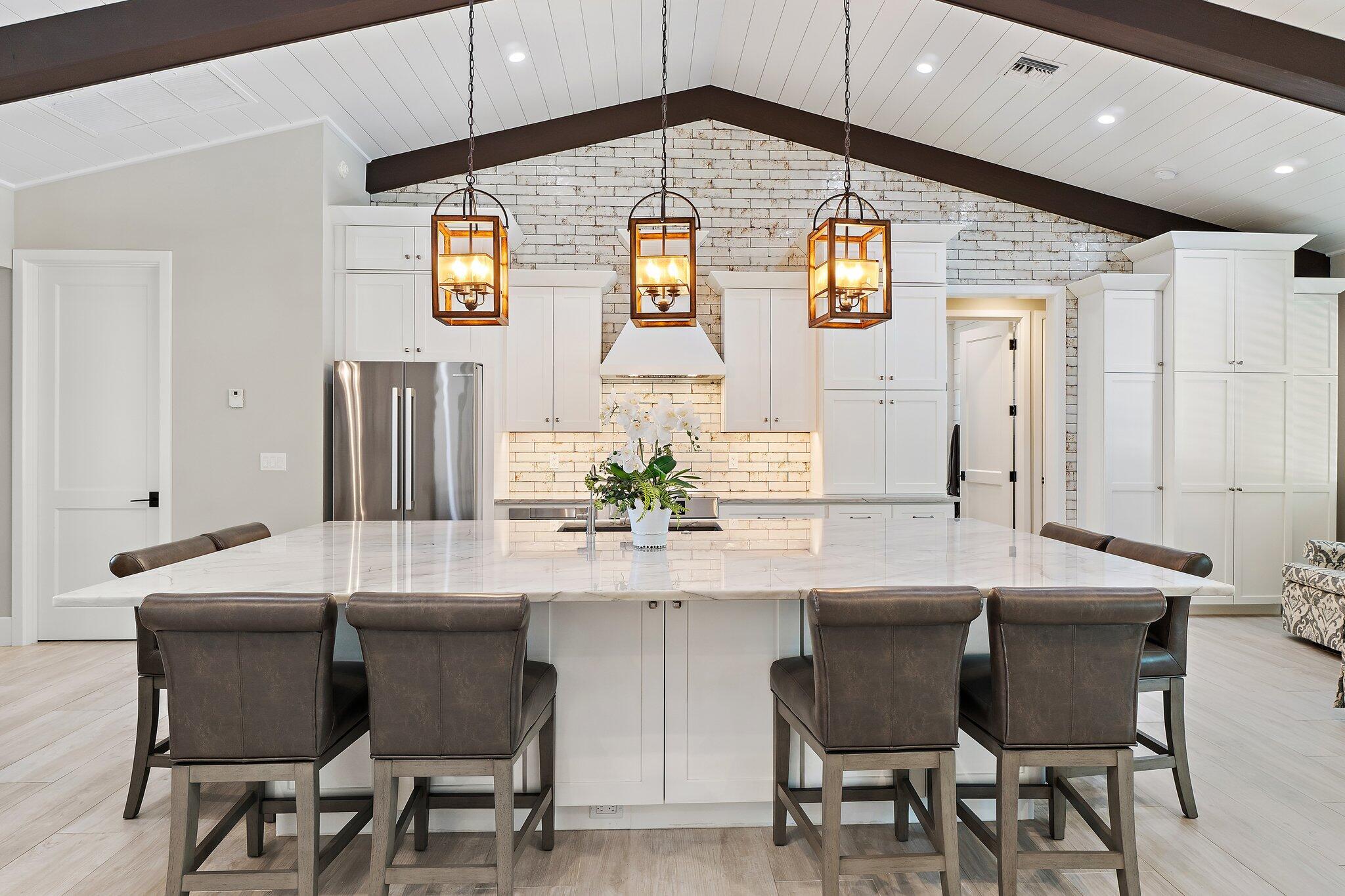 12275 185th Street N