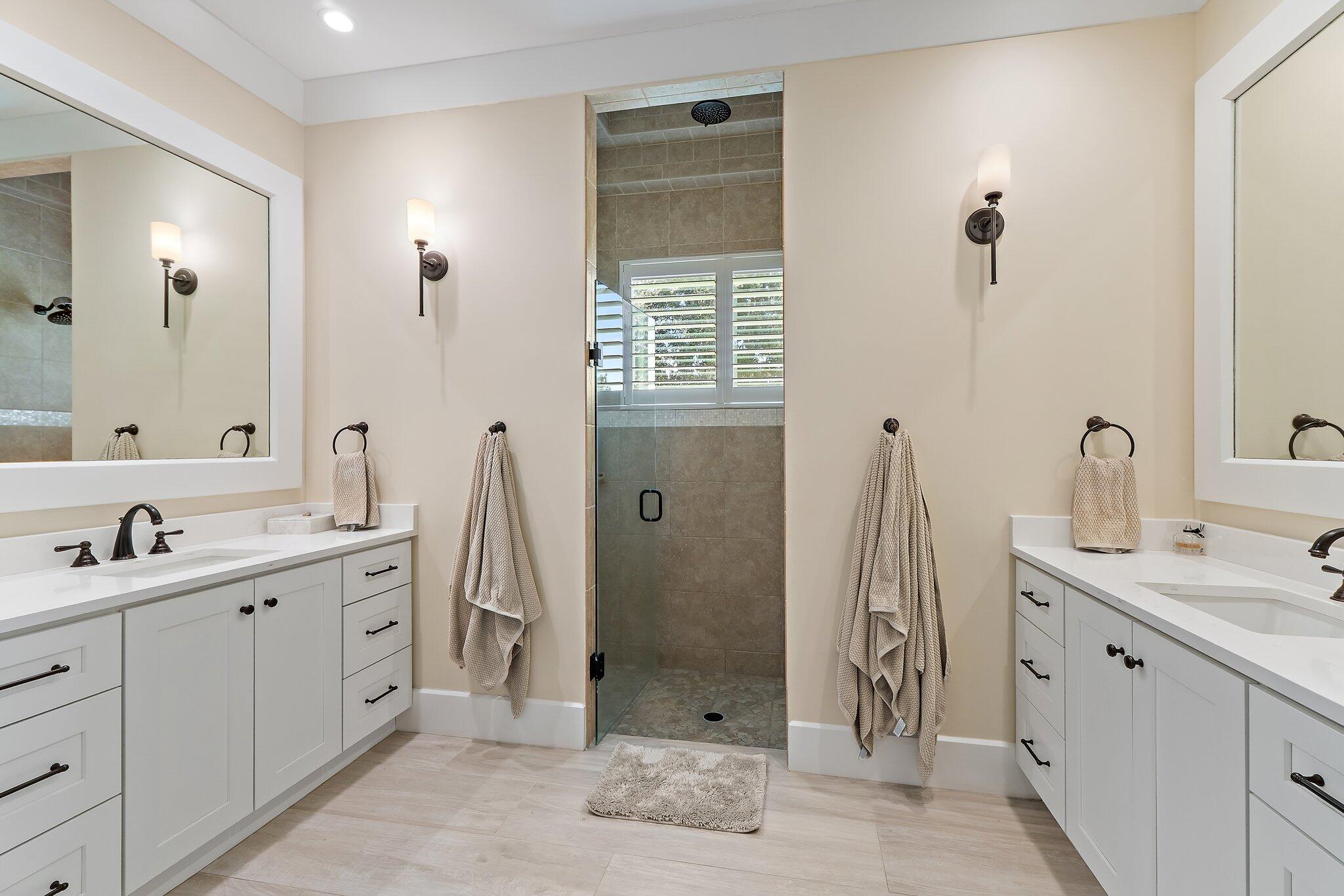 12275 185th Street N