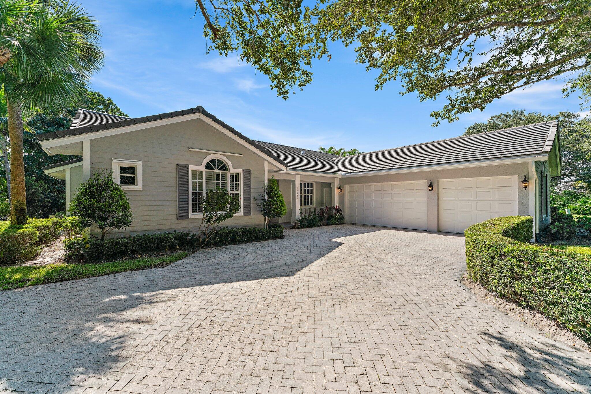 18440 SE Lakeside Drive