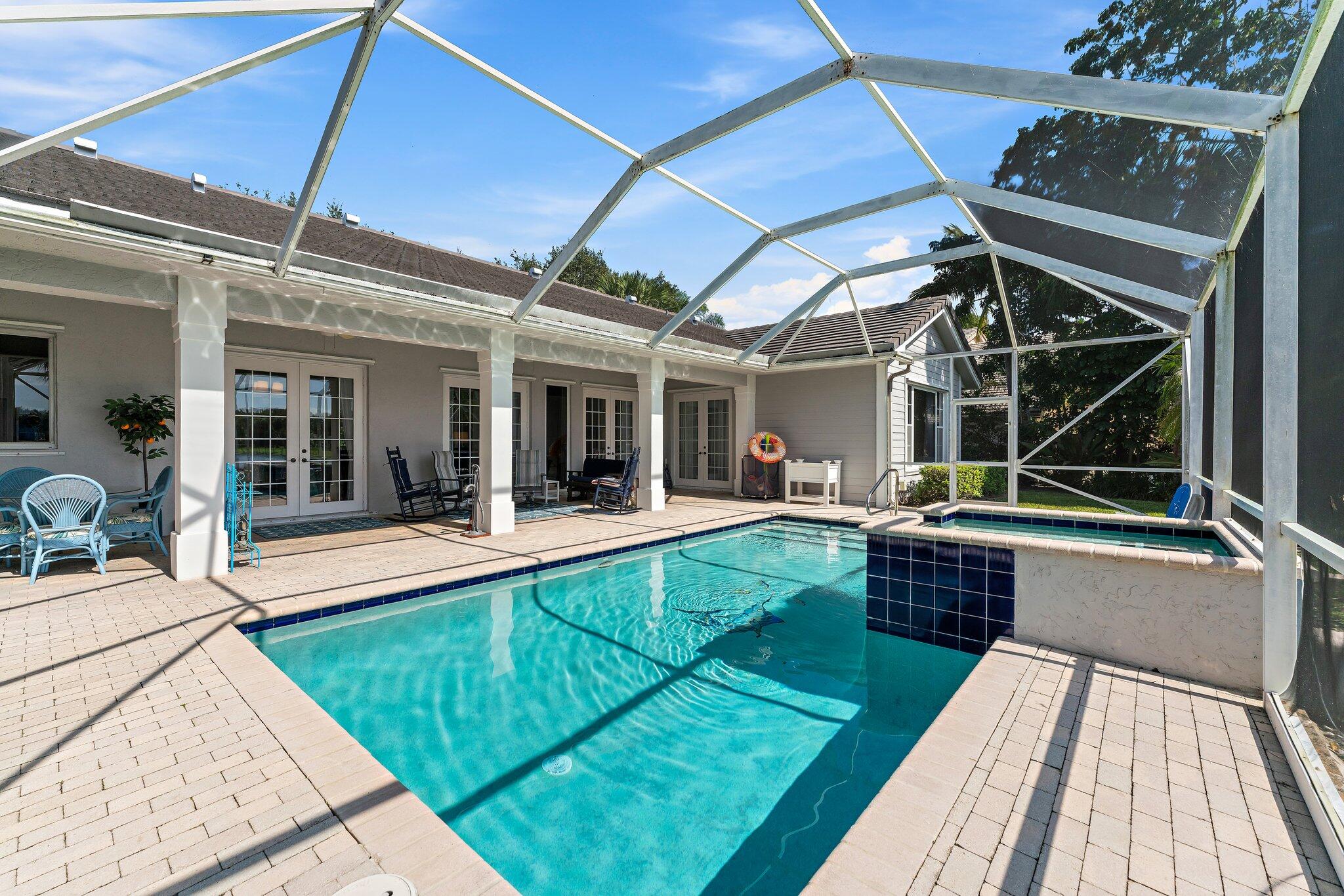 18440 SE Lakeside Drive