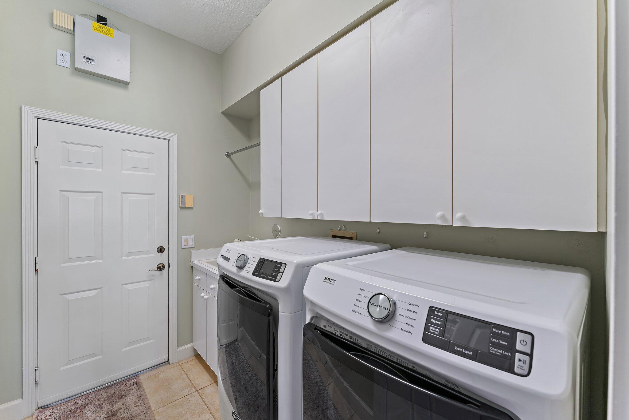 18440 SE Lakeside Drive