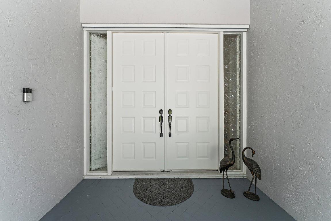 18440 SE Lakeside Drive